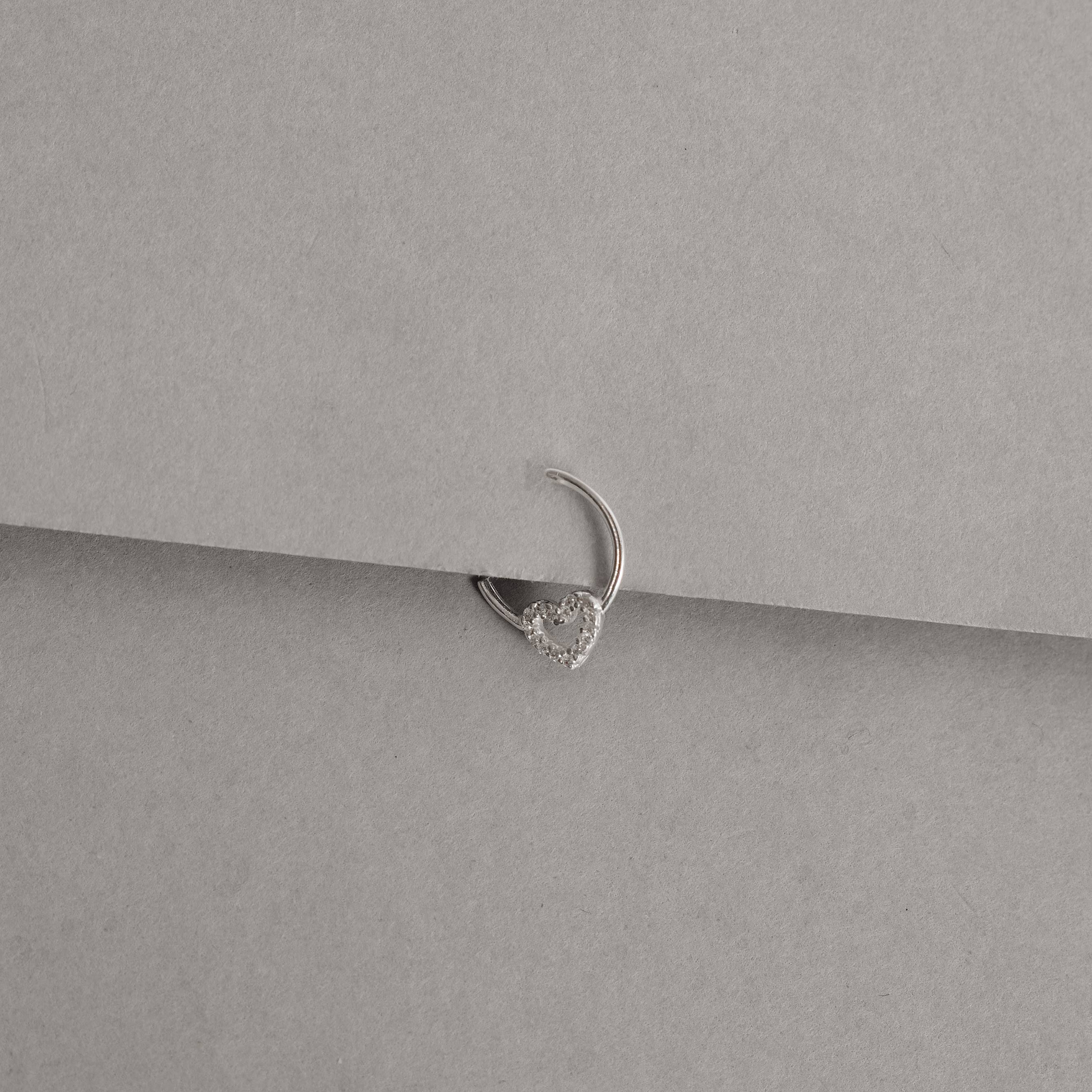 Piercing argola com coração vazado cravejado 11mm