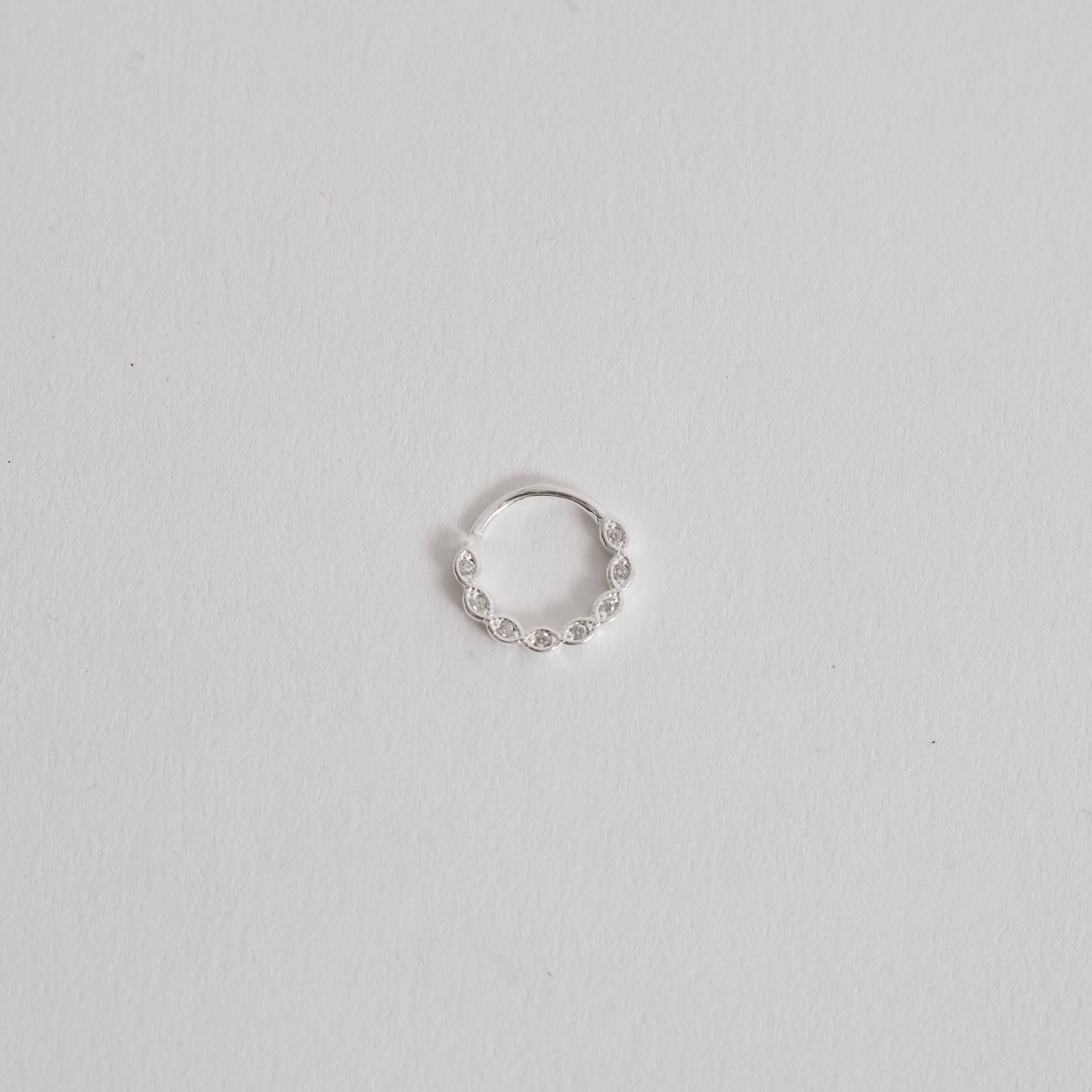 Piercing argola 10mm detalhes zircônias