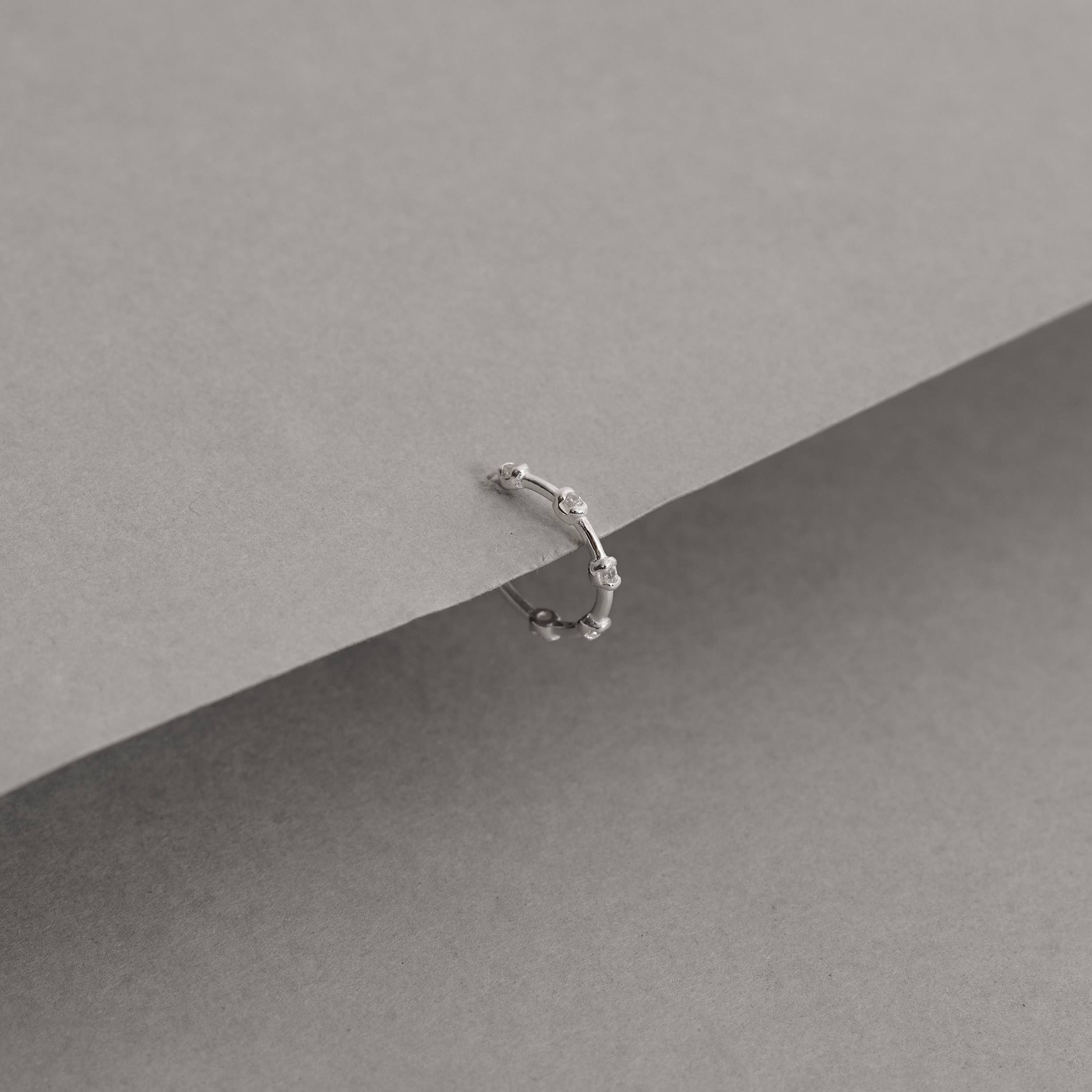 Piercing argola 11mm detalhe zirconias