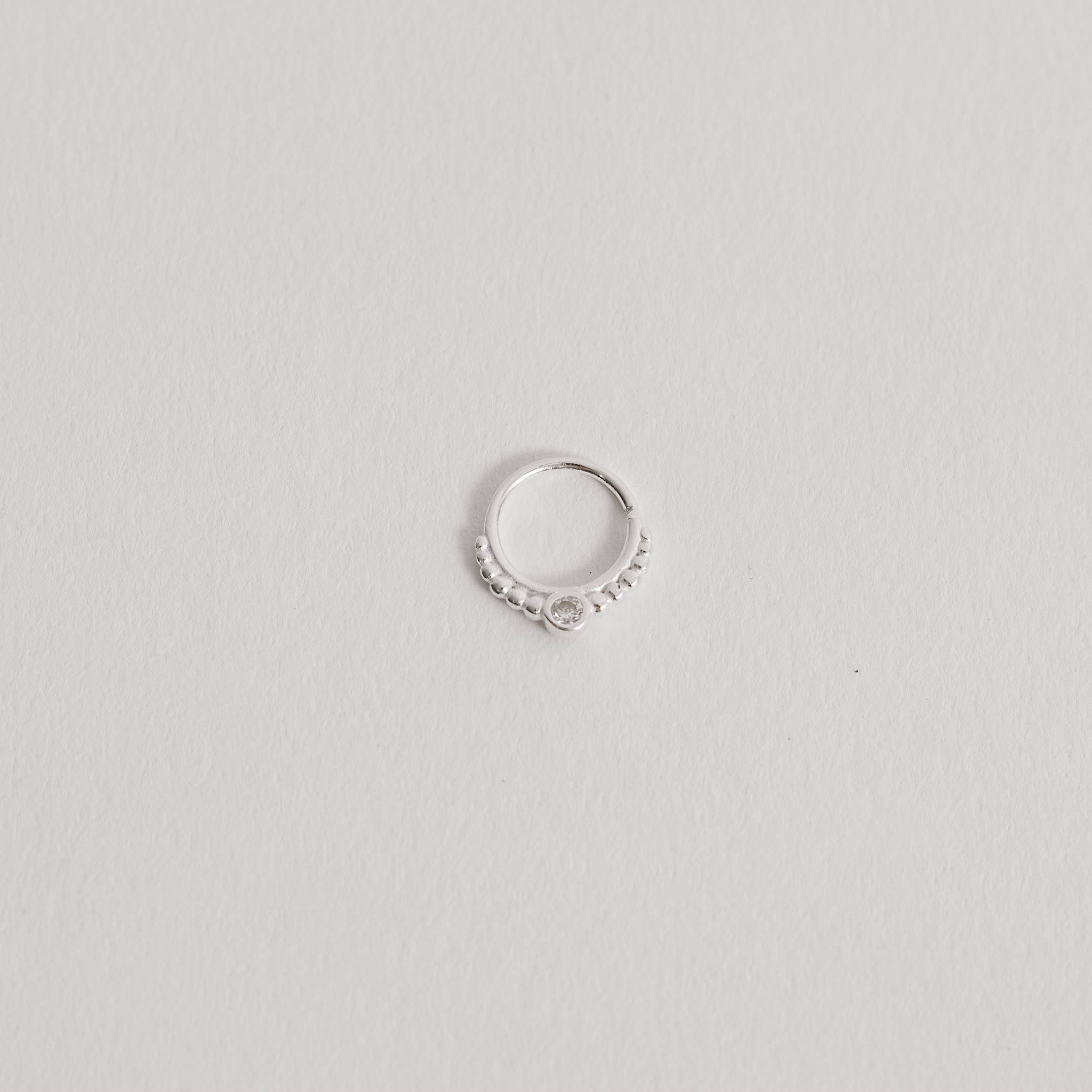 Piercing rendado 1 zircônia 9mm orelha esquerda