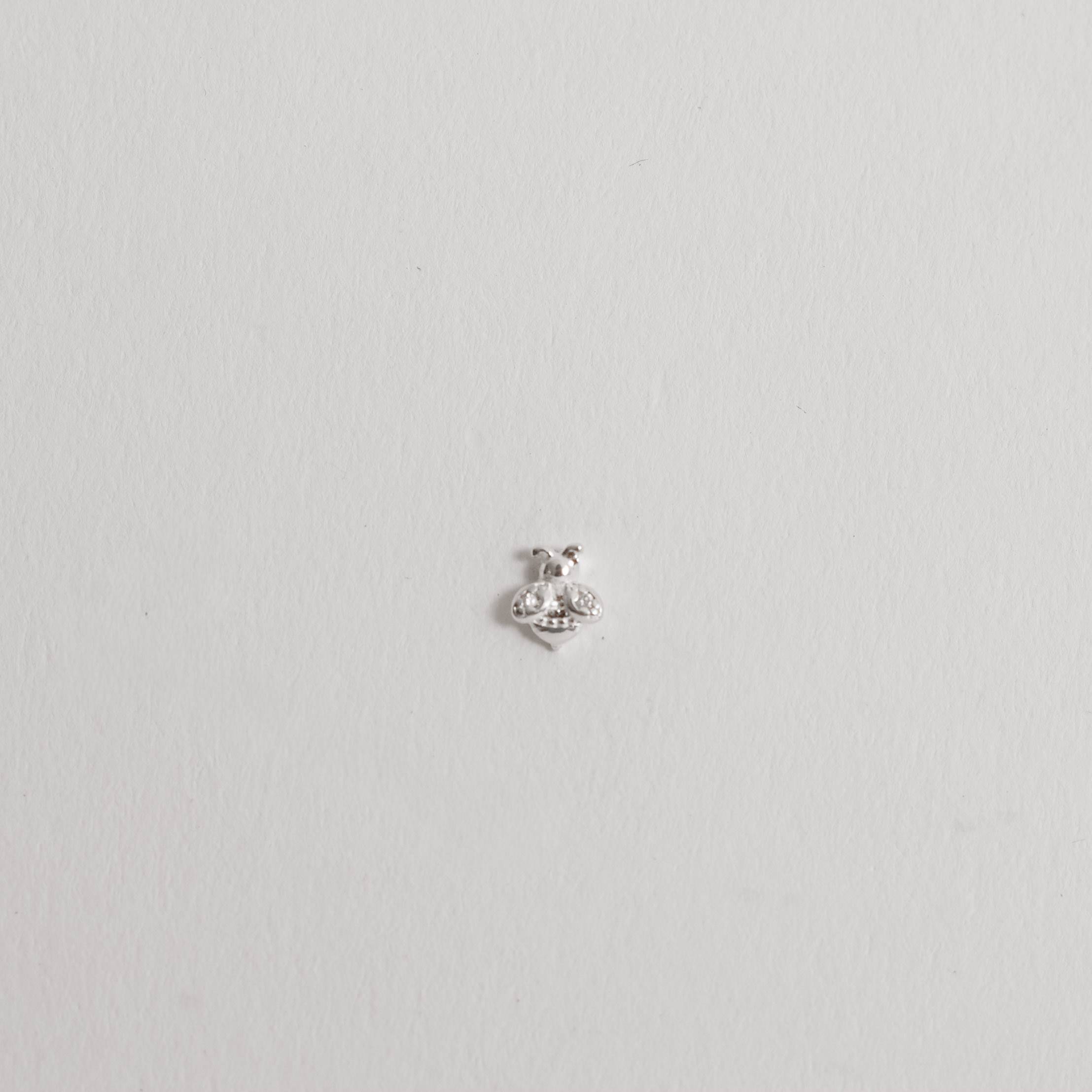 Piercing haste abelha com zircônias 6mm