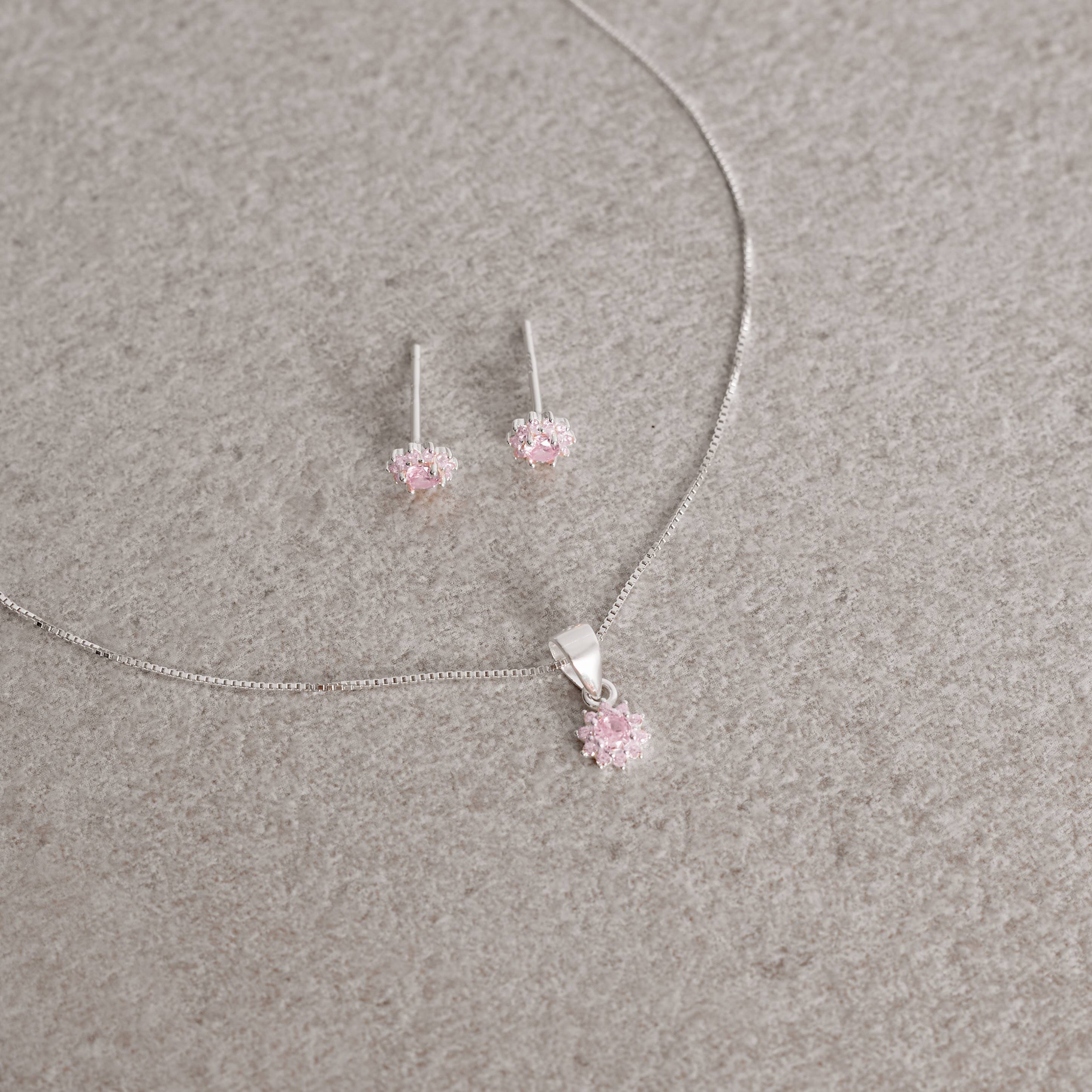 Conjunto brinco e colar flor cravejada rosa claro 6mm 40cm