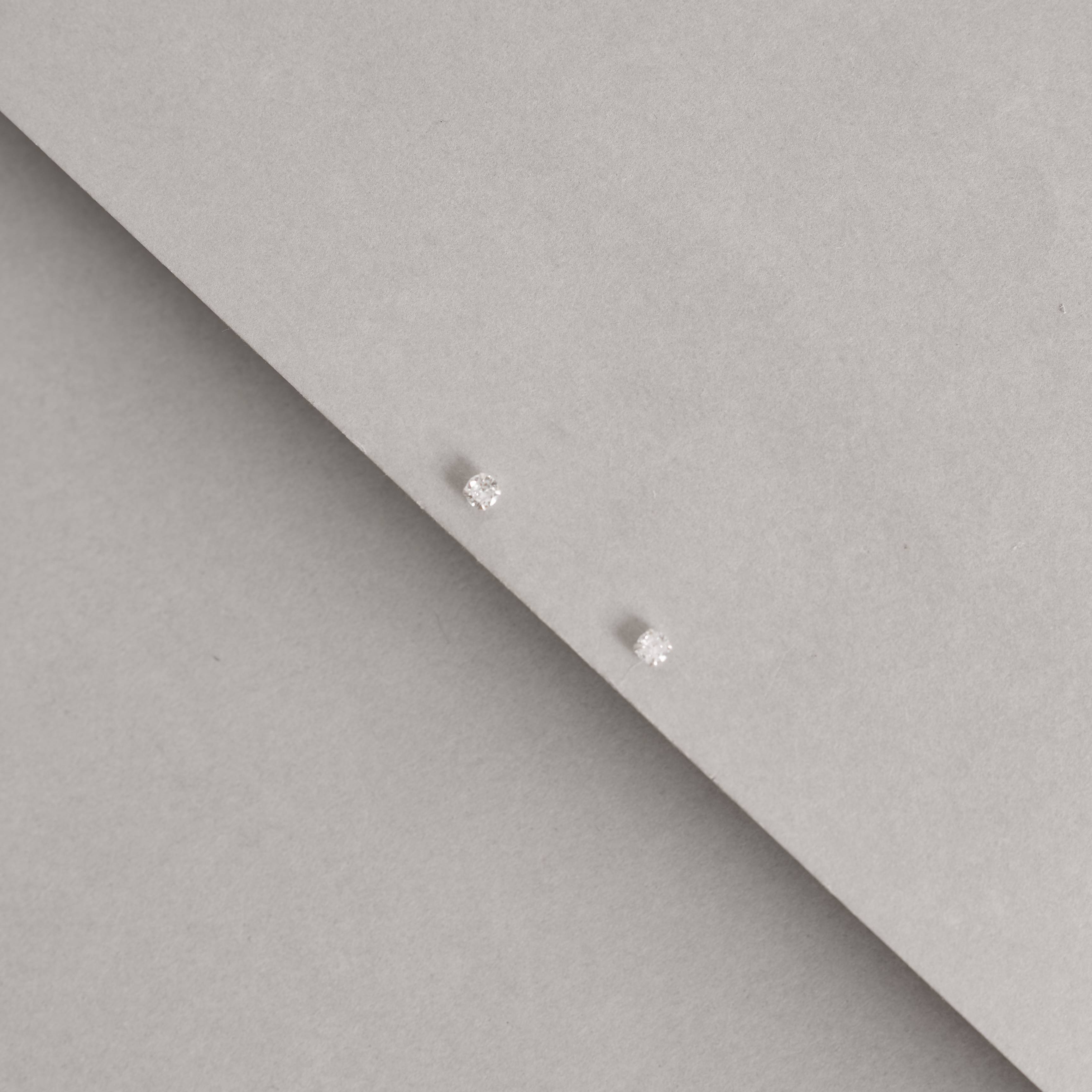 Imagem Brinco infantil zircônia cristal 3mm tarraxa baby