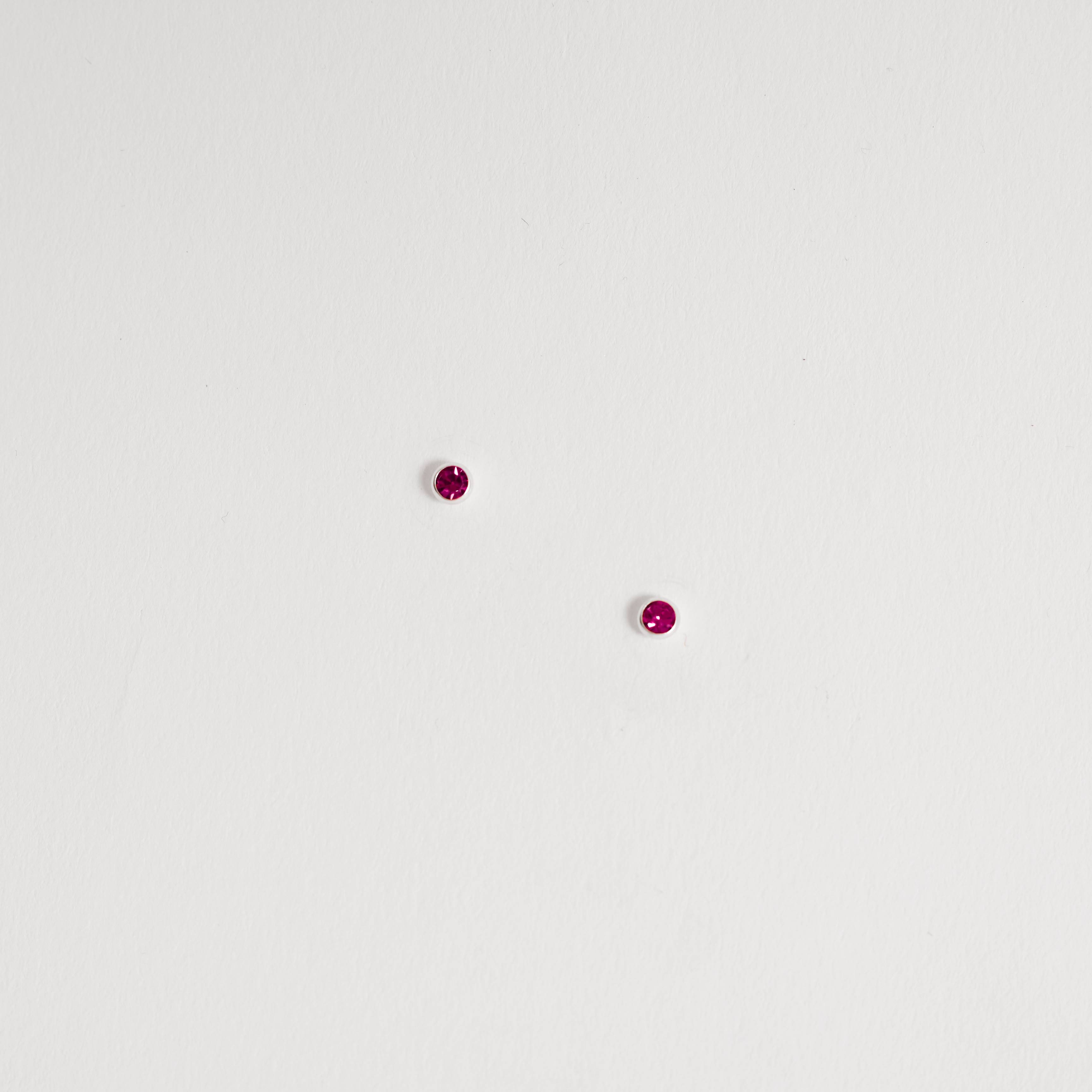 Imagem Brinco zircônia 3mm magenta tarraxa baby - CI