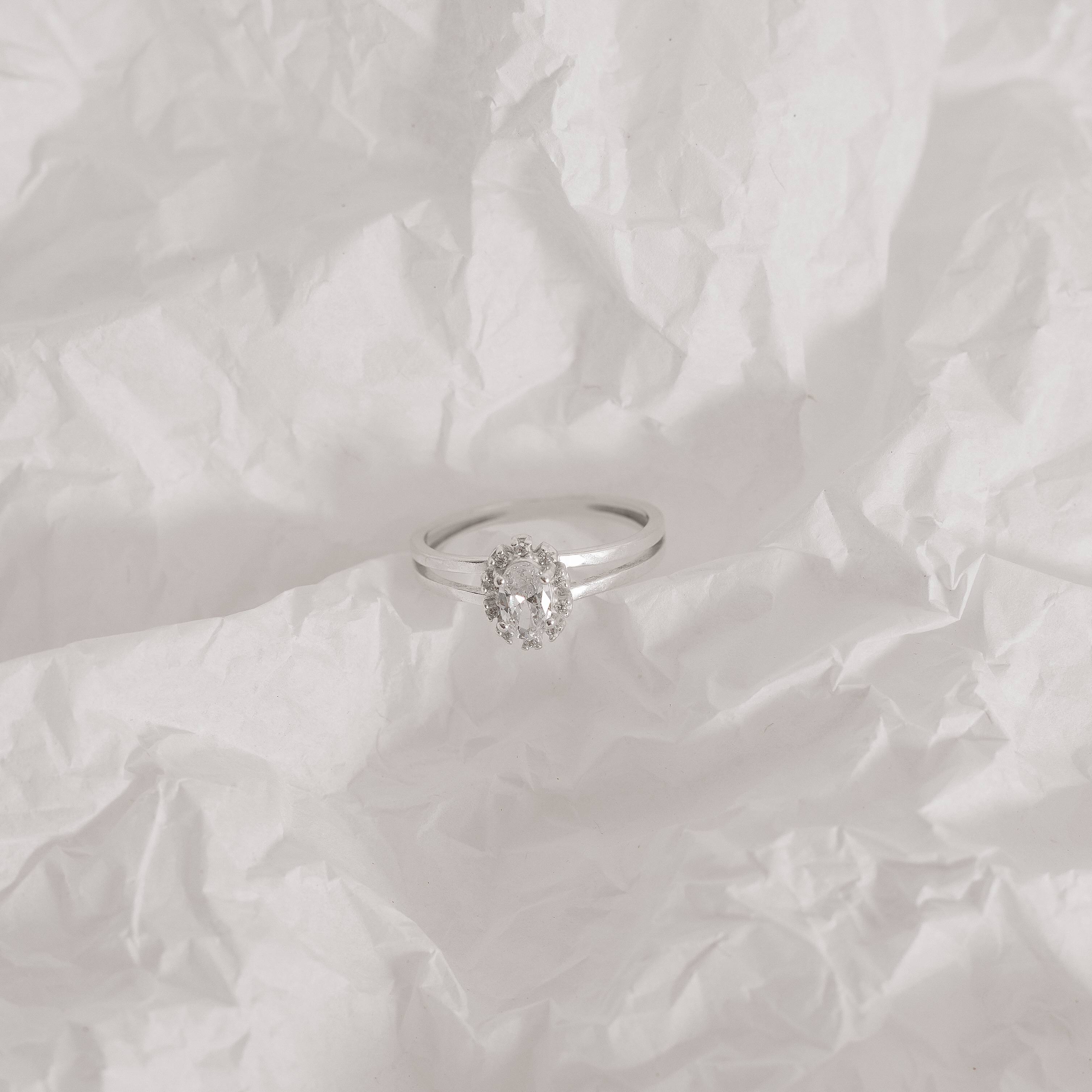 Imagem Secundária Anel fio duplo solitário cravejado