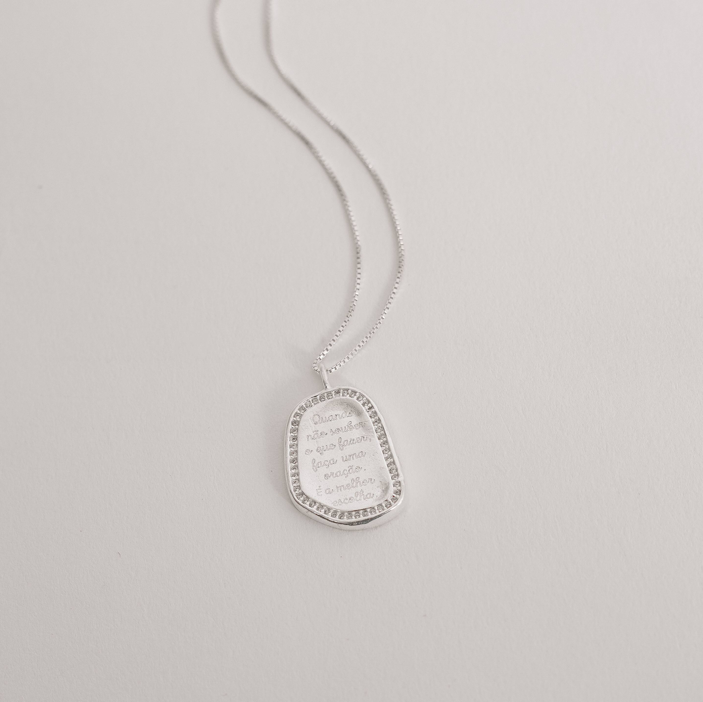 Imagem Secundária Colar medalha quando não souber o que fazer, faça uma oração. É a melhor escolha 19mm borda cravejada 45cm