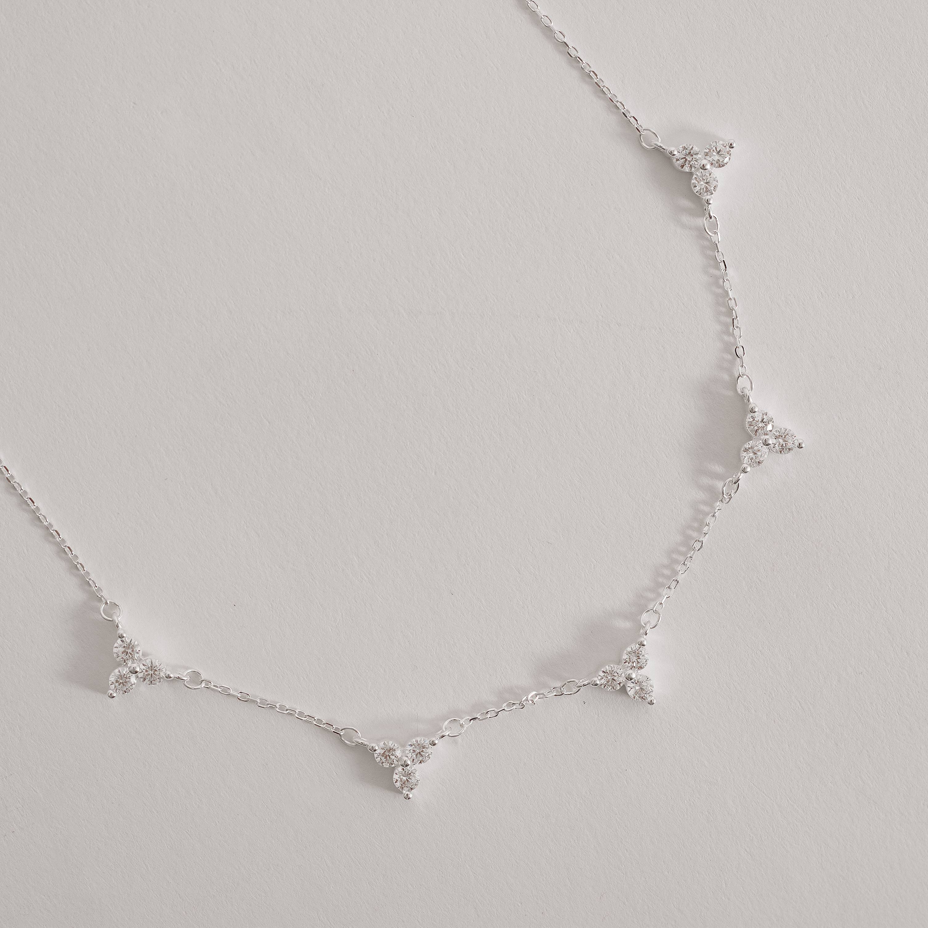 Imagem Secundária Colar entremeios 3 zircônias 7mm 40+5cm