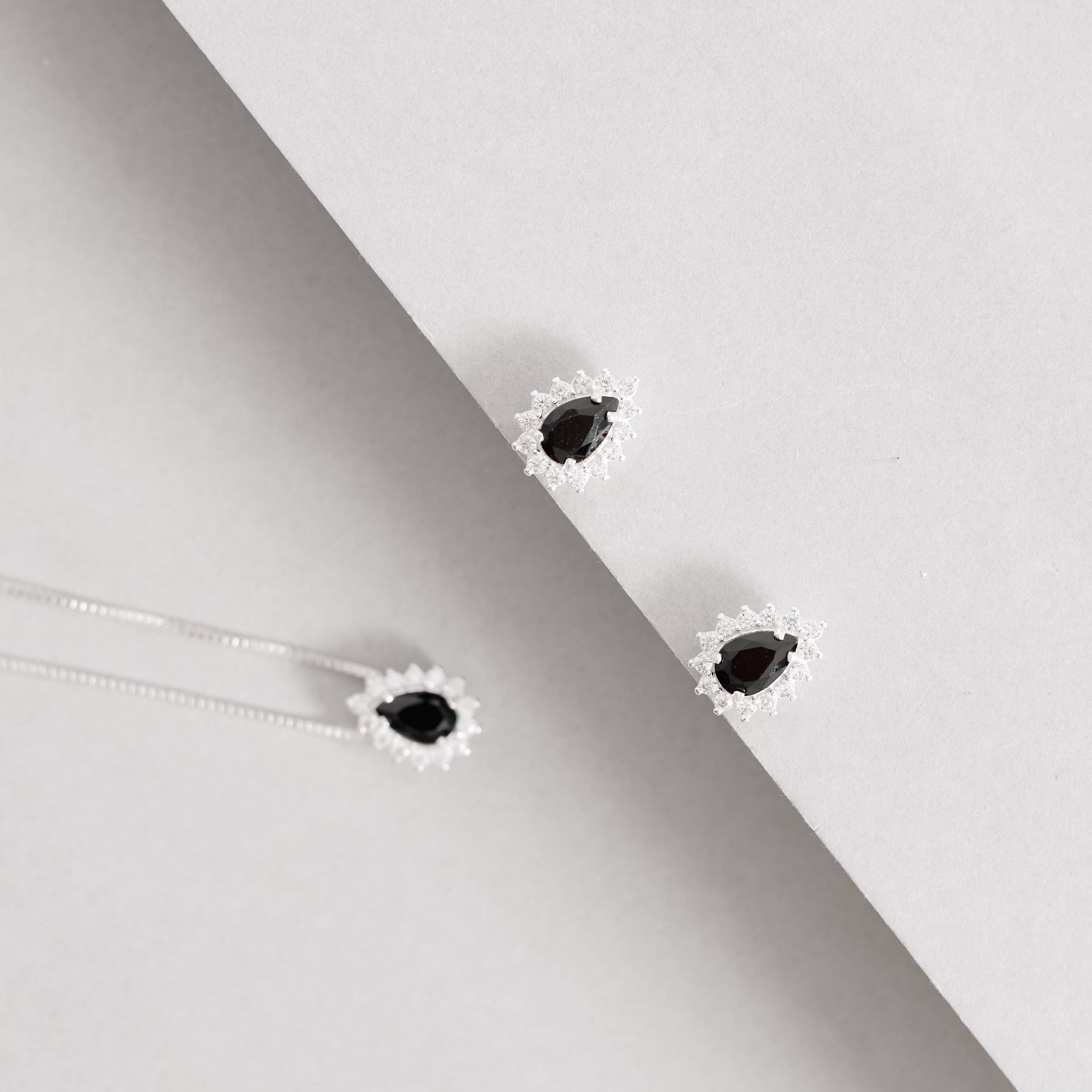 Conjunto brinco e colar zircônia gota ônix com cravejado 10mm 45cm