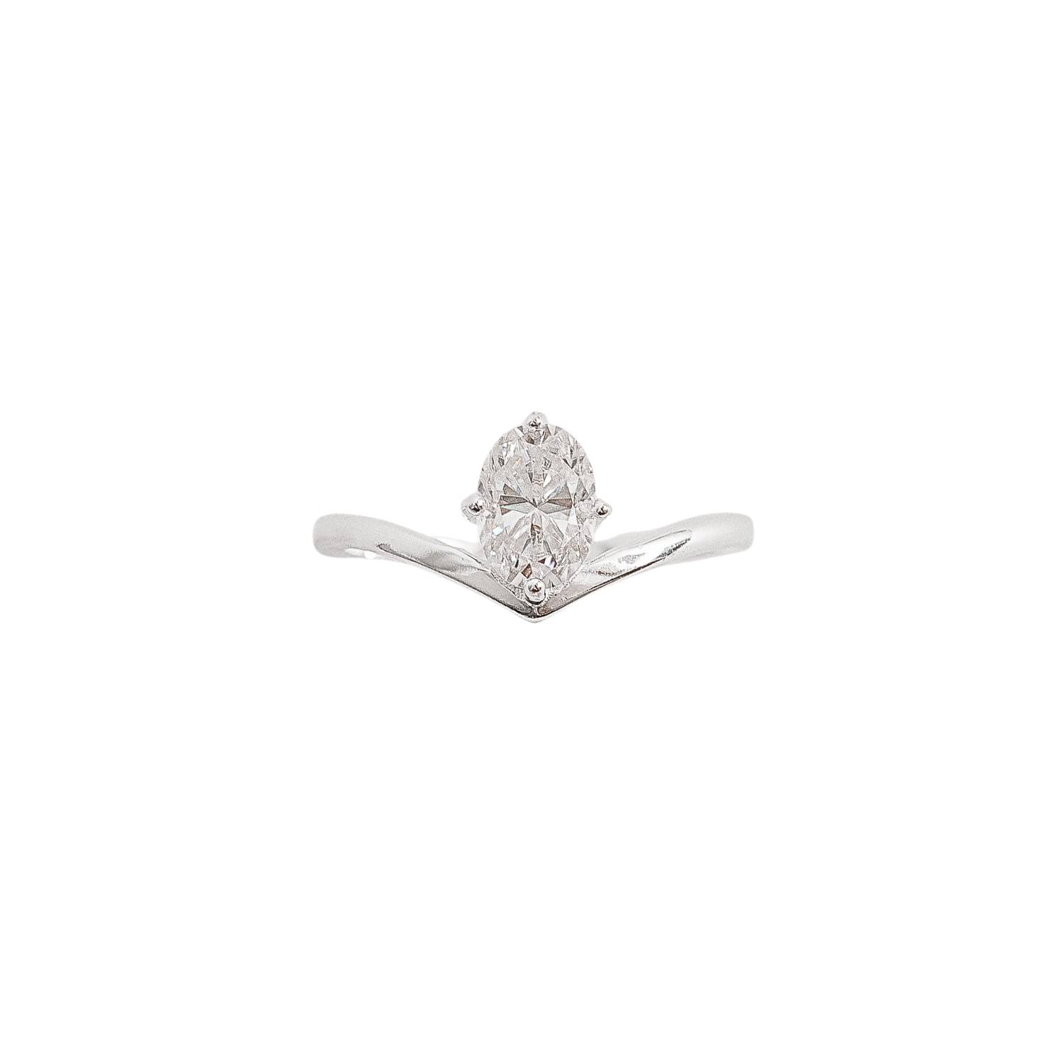 Imagem Anel v solitário moissanite oval 5x7mm