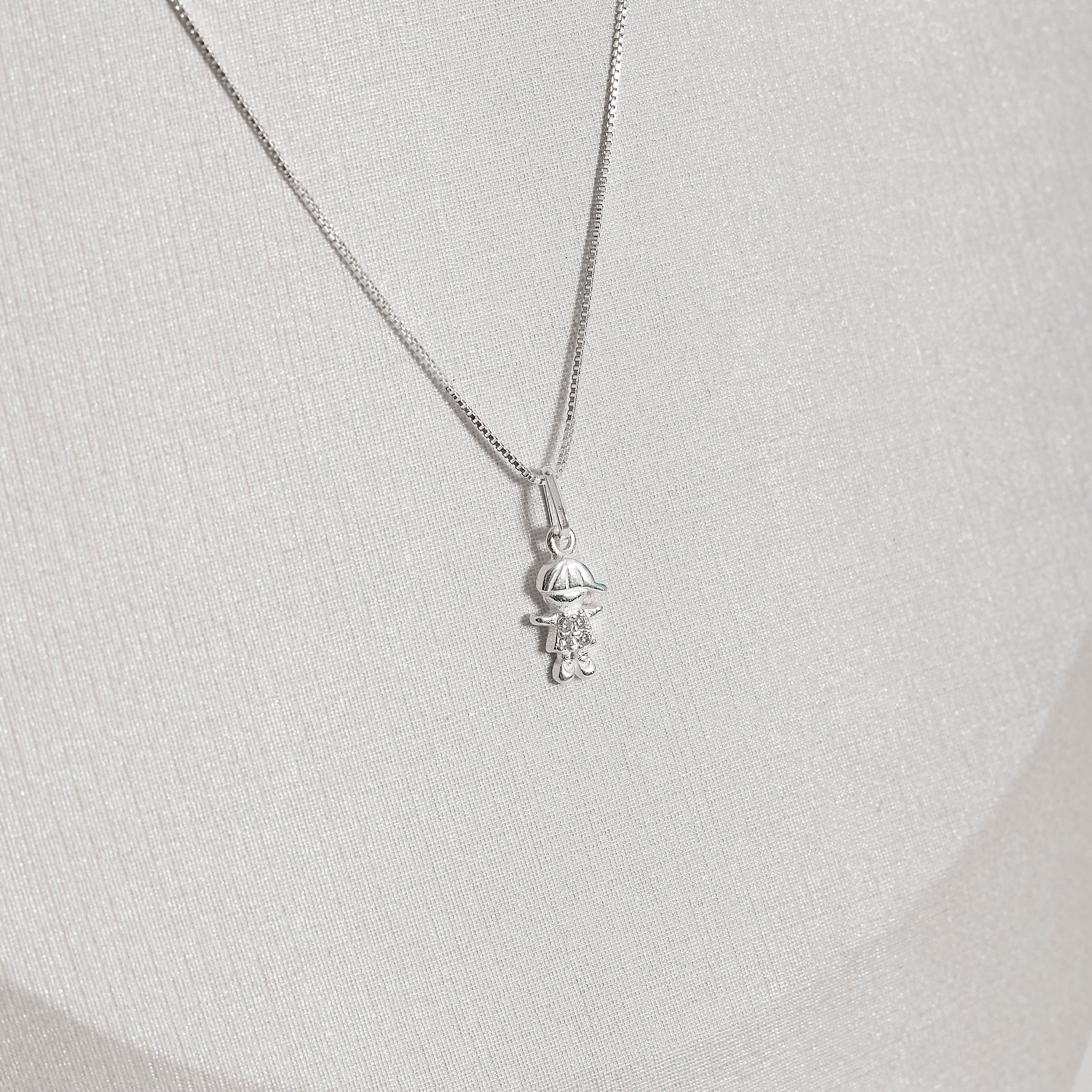 Imagem Secundária Colar pingente menino cravejado 10mm 45cm