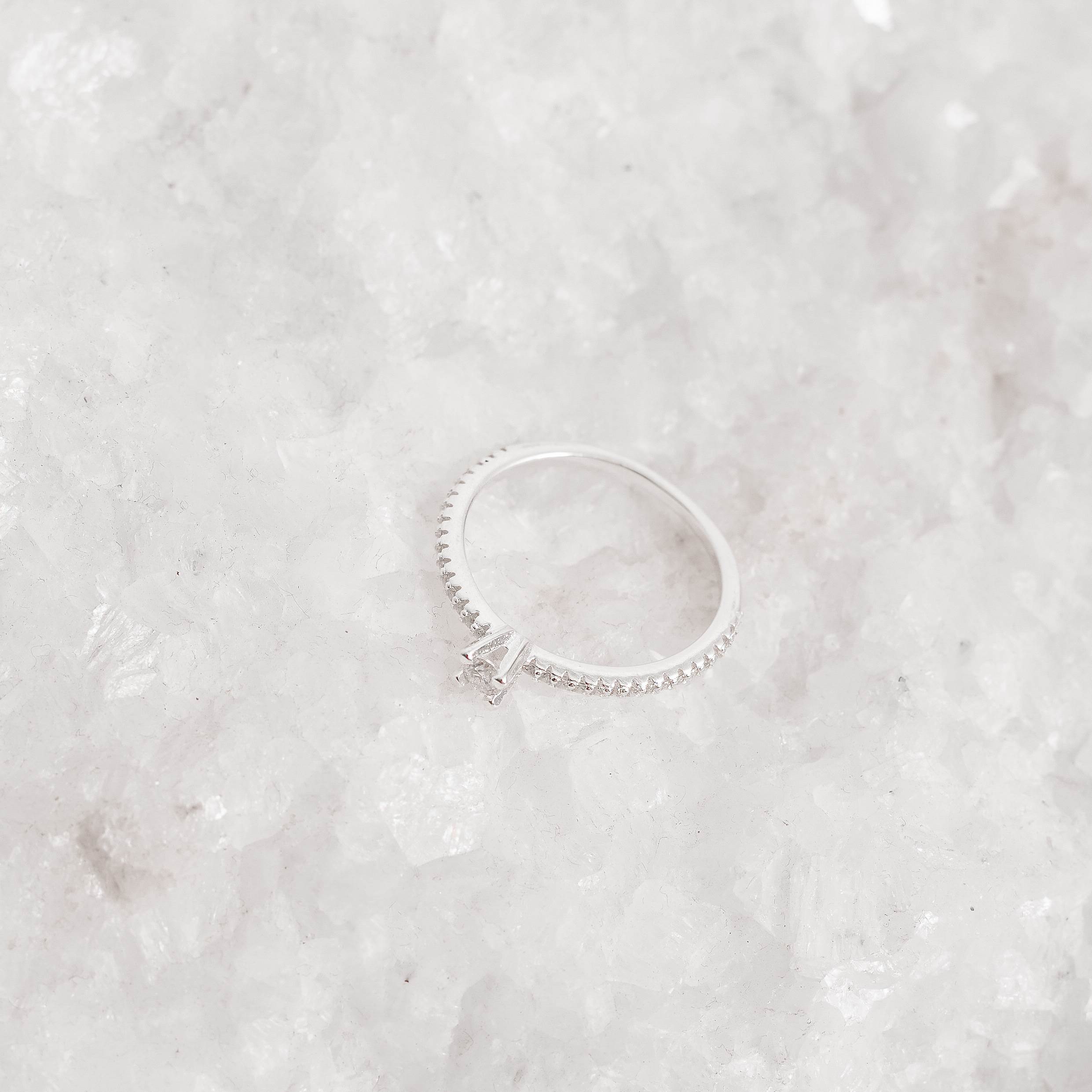 Imagem Secundária Anel meia aliança com solitário moissanite 3mm 