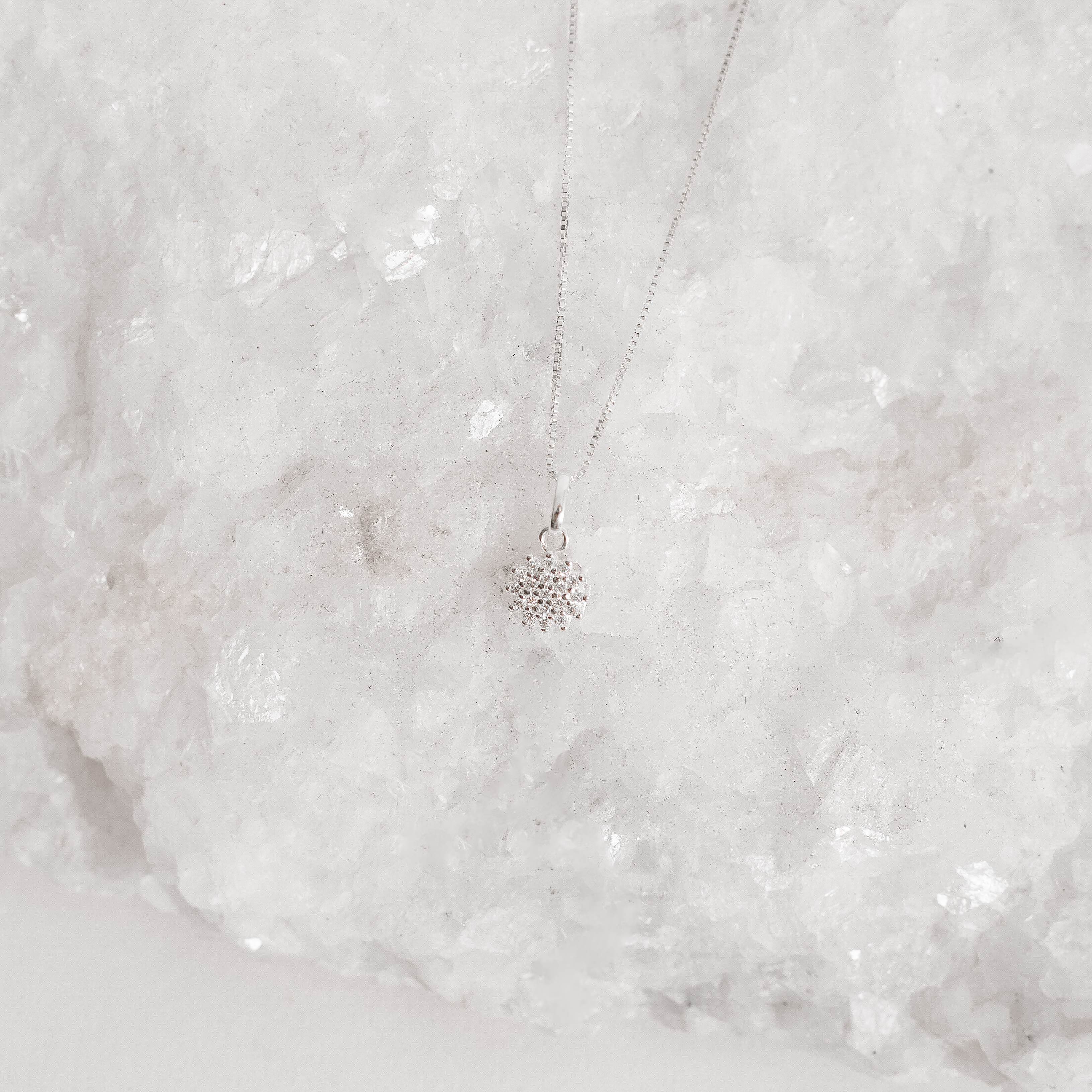 Imagem Secundária Colar pingente botão cravejado 7mm 40cm