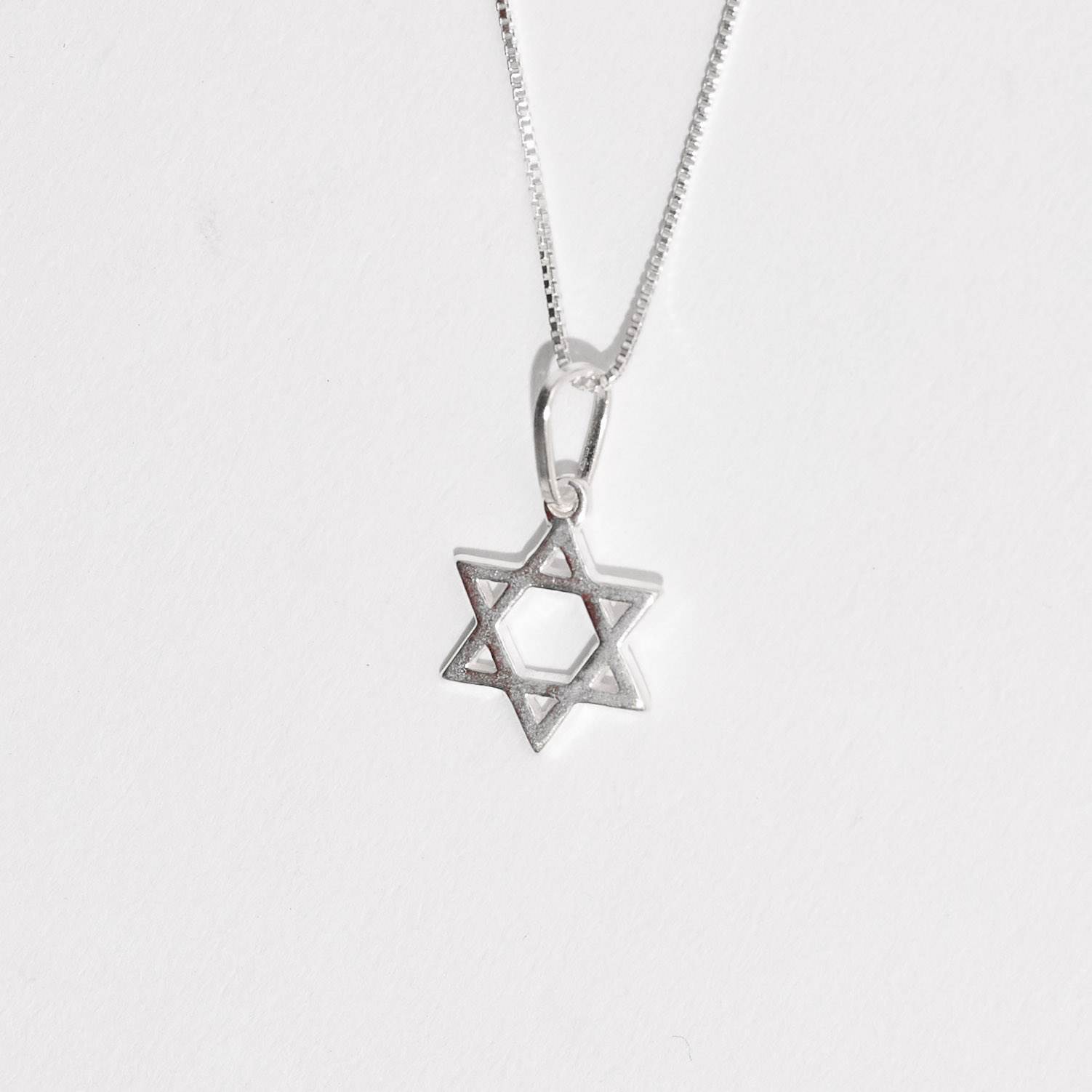 Imagem Colar pingente estrela de Davi 12mm 45cm