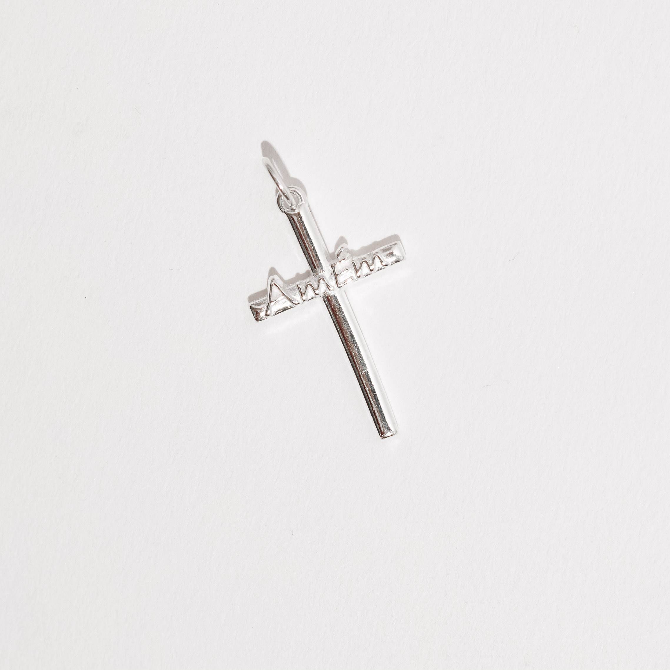 Pingente cruz escrito Amém 26mm