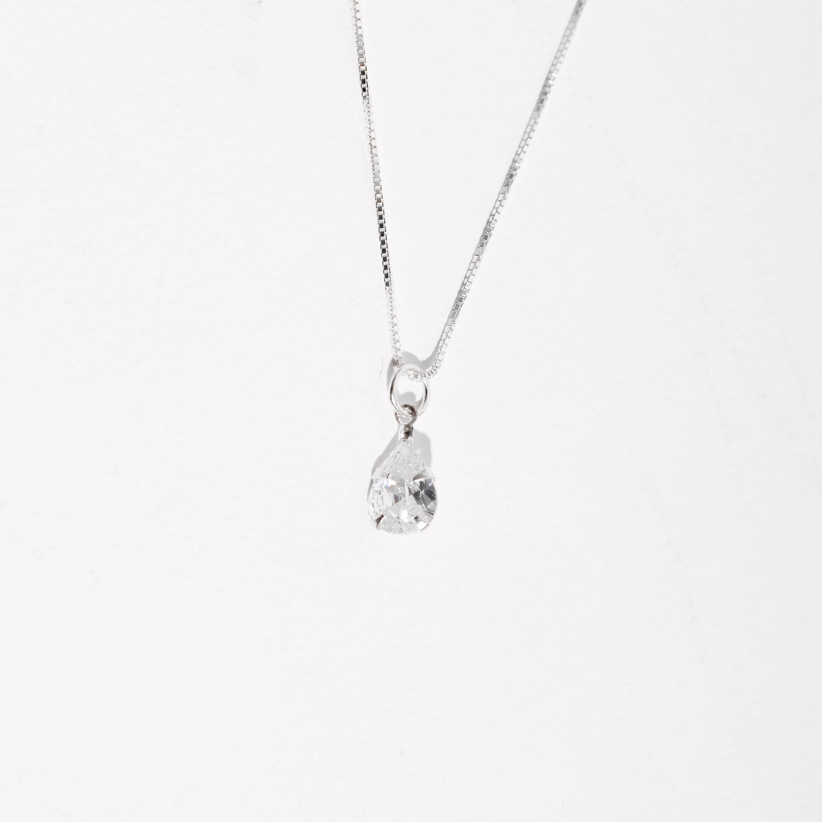 Imagem Secundária Colar pingente zircônia gota 8mm 40cm