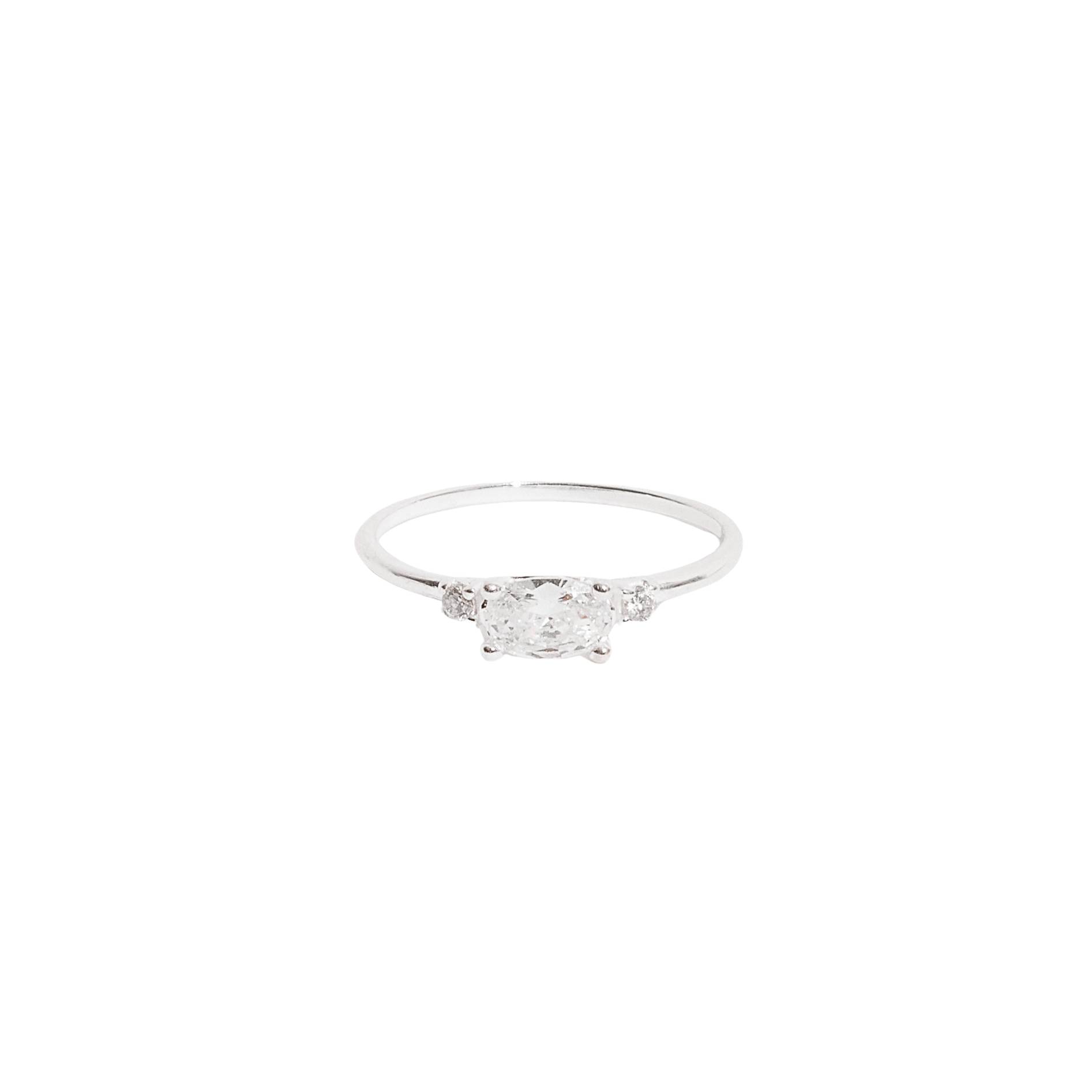 Imagem Anel zircônia oval com mini zircônias