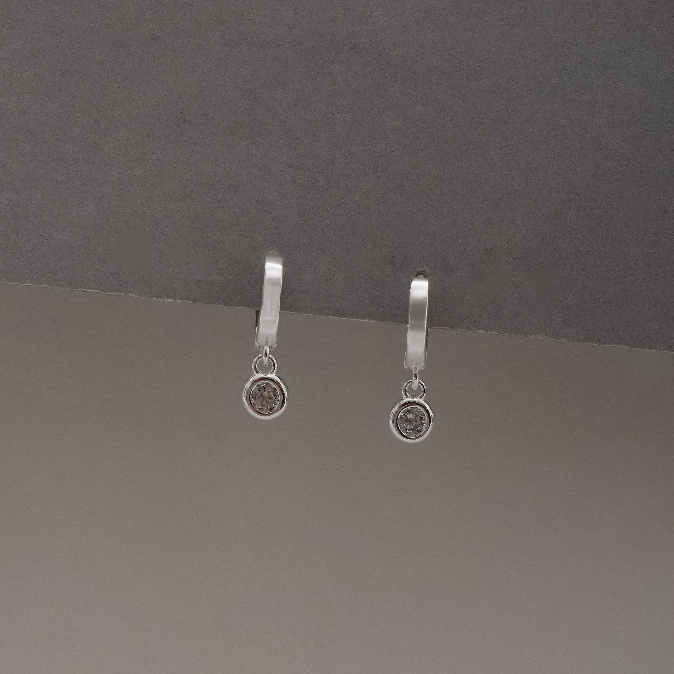 Imagem Secundária Argola click 10mm pingente zircônia 4mm cristal