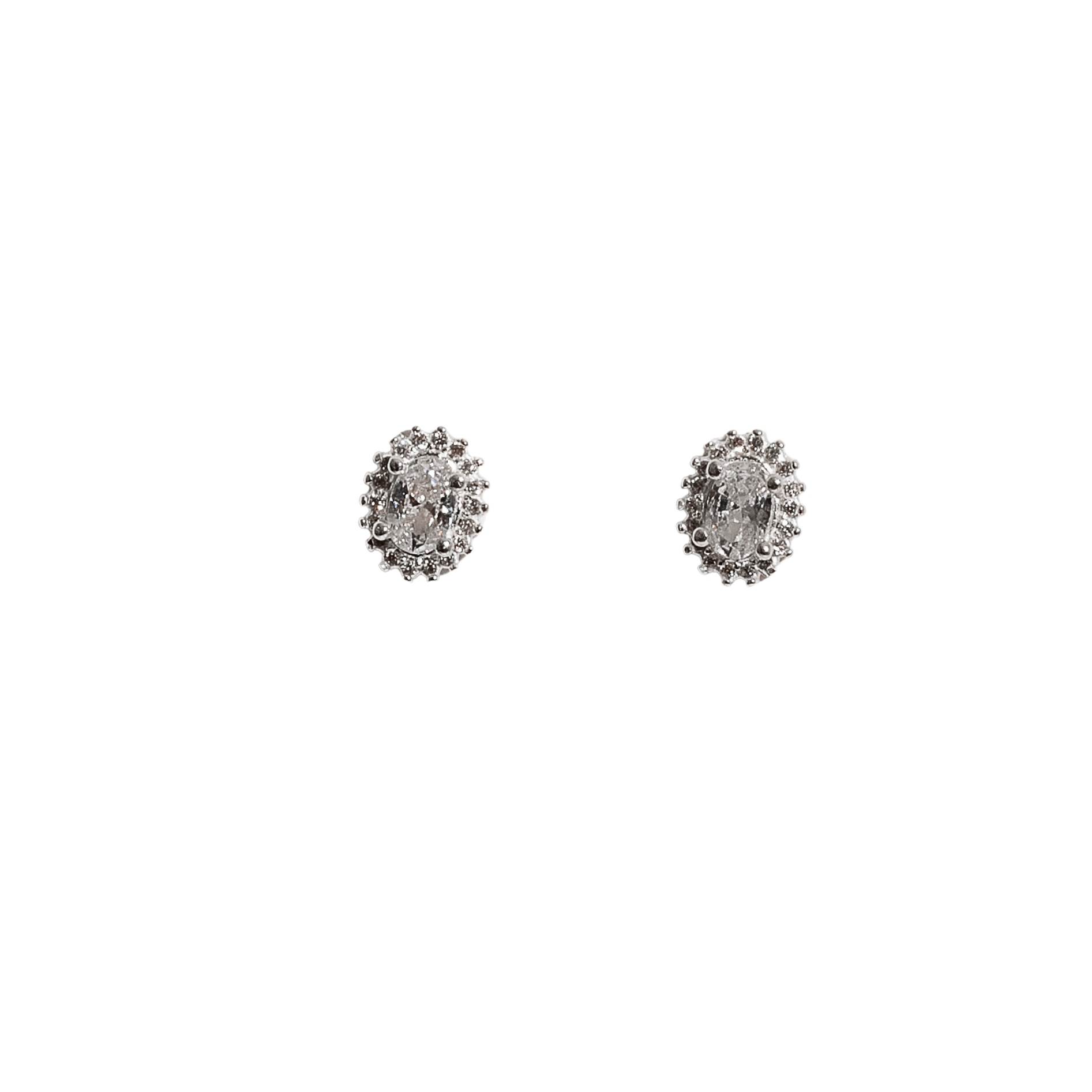 Imagem Brinco zircônia oval com cravejado cristal 10mm