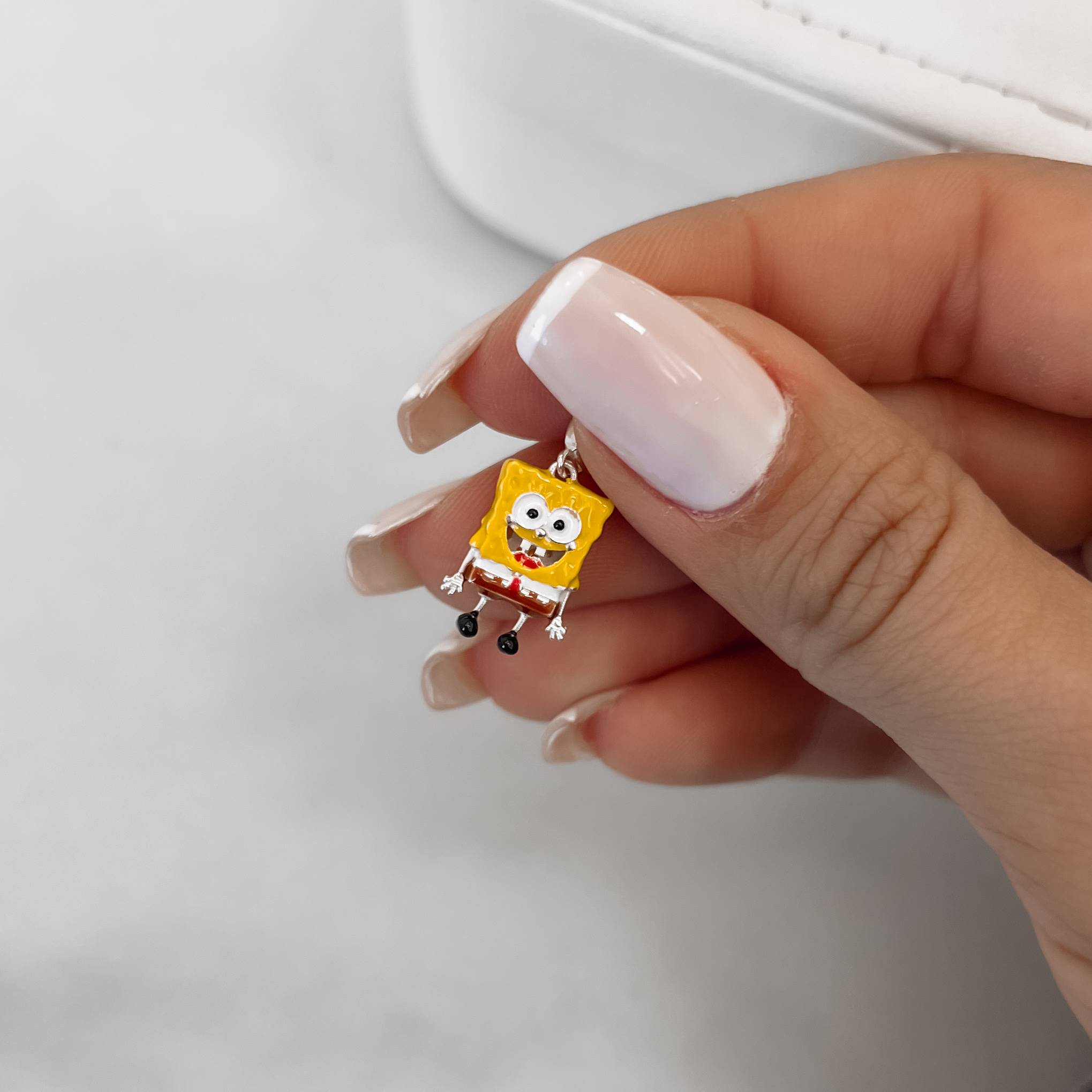 Berloque pingente Bob Esponja 14mm resina