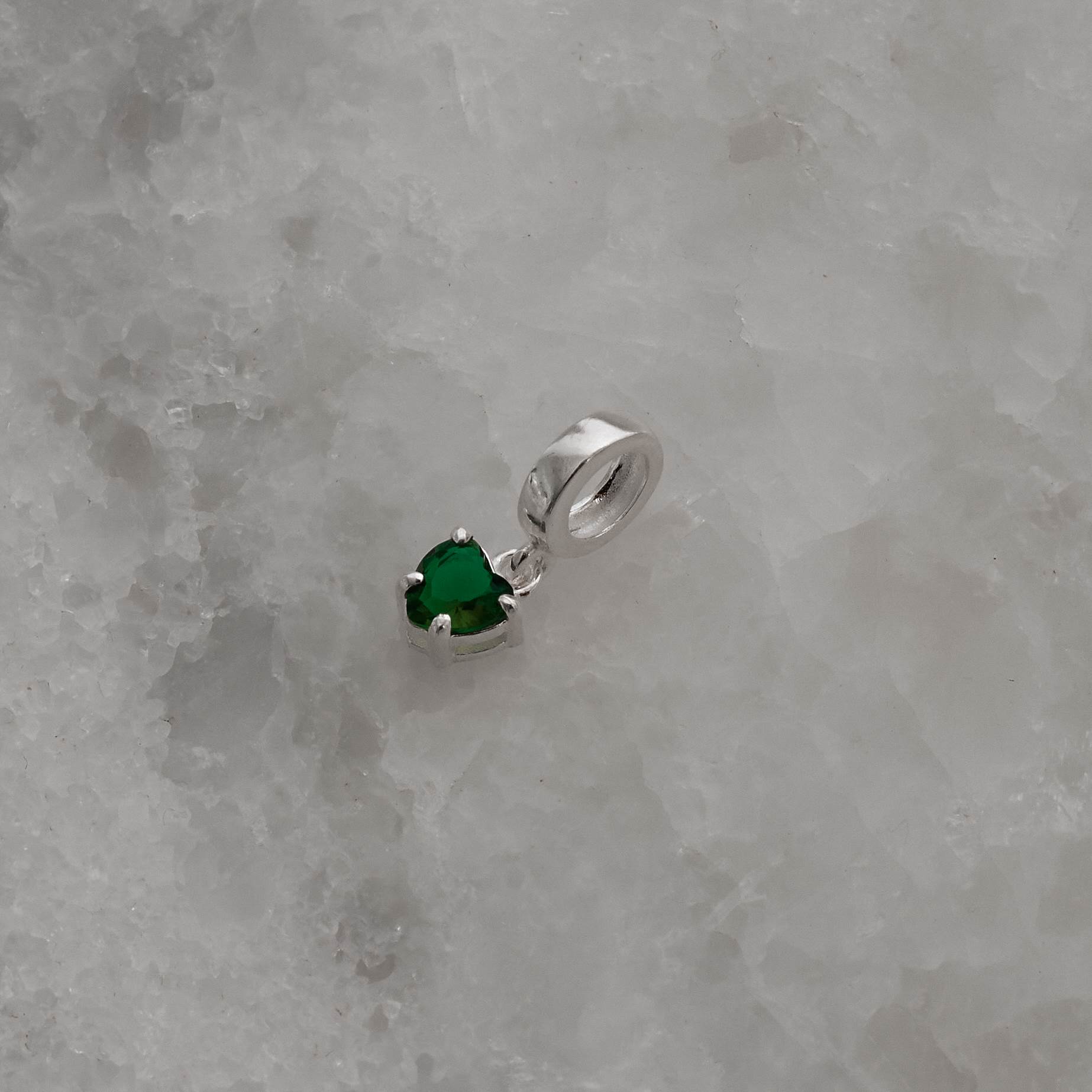 Imagem Secundária Berloque pingente zircônia coração esmeralda 5mm