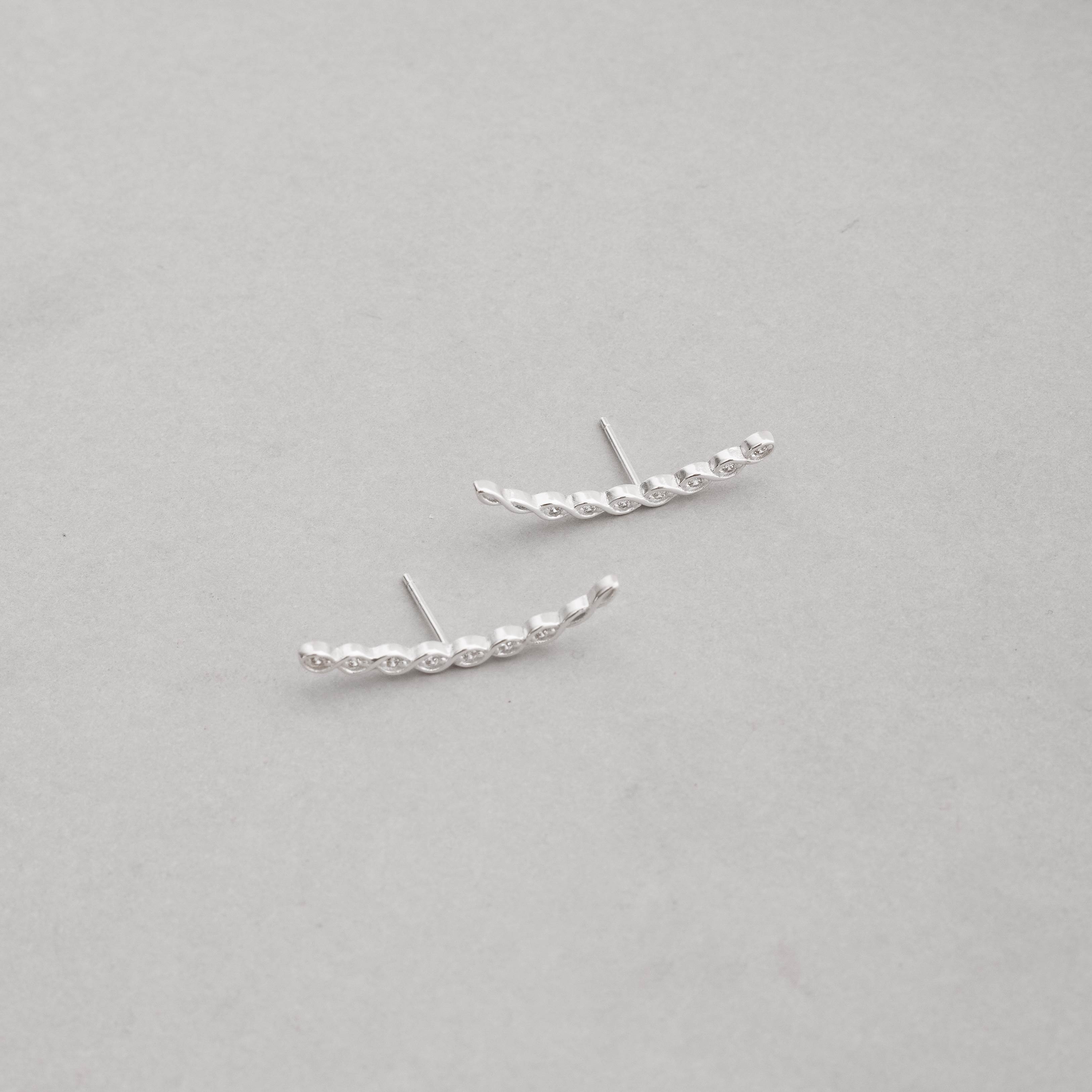 Imagem Secundária Brinco ear cuff trançado cravejado tarraxa