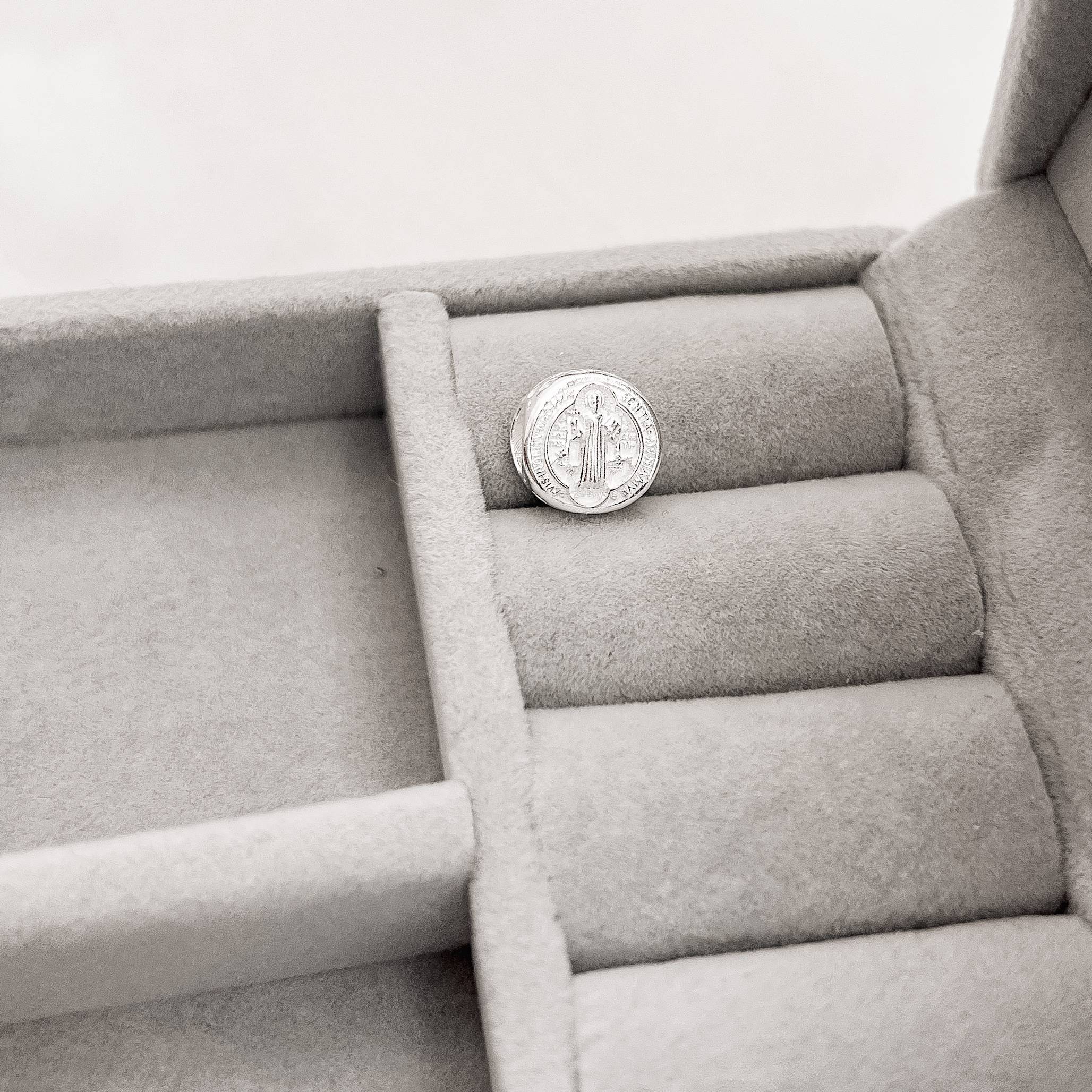 Berloque separador São Bento 10mm