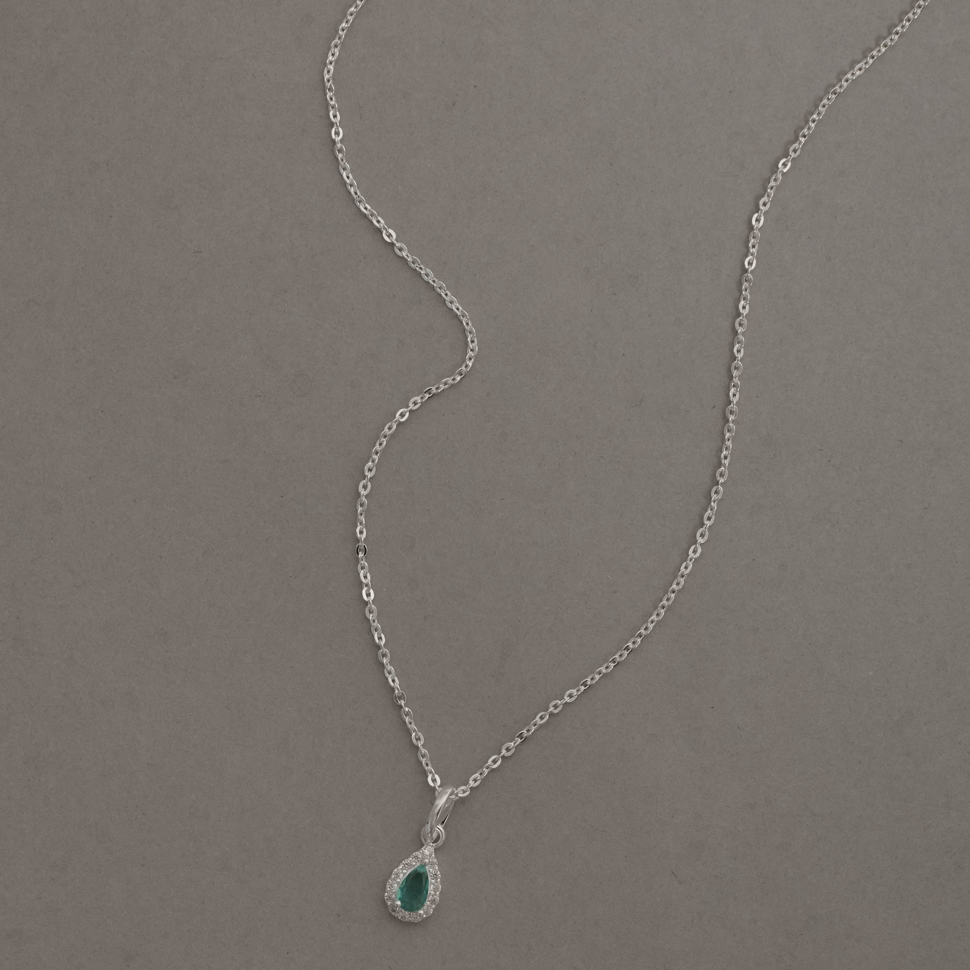 Imagem Secundária Colar pingente zircônia gota turmalina com cravejado 8mm corrente cadeadinho 40cm
