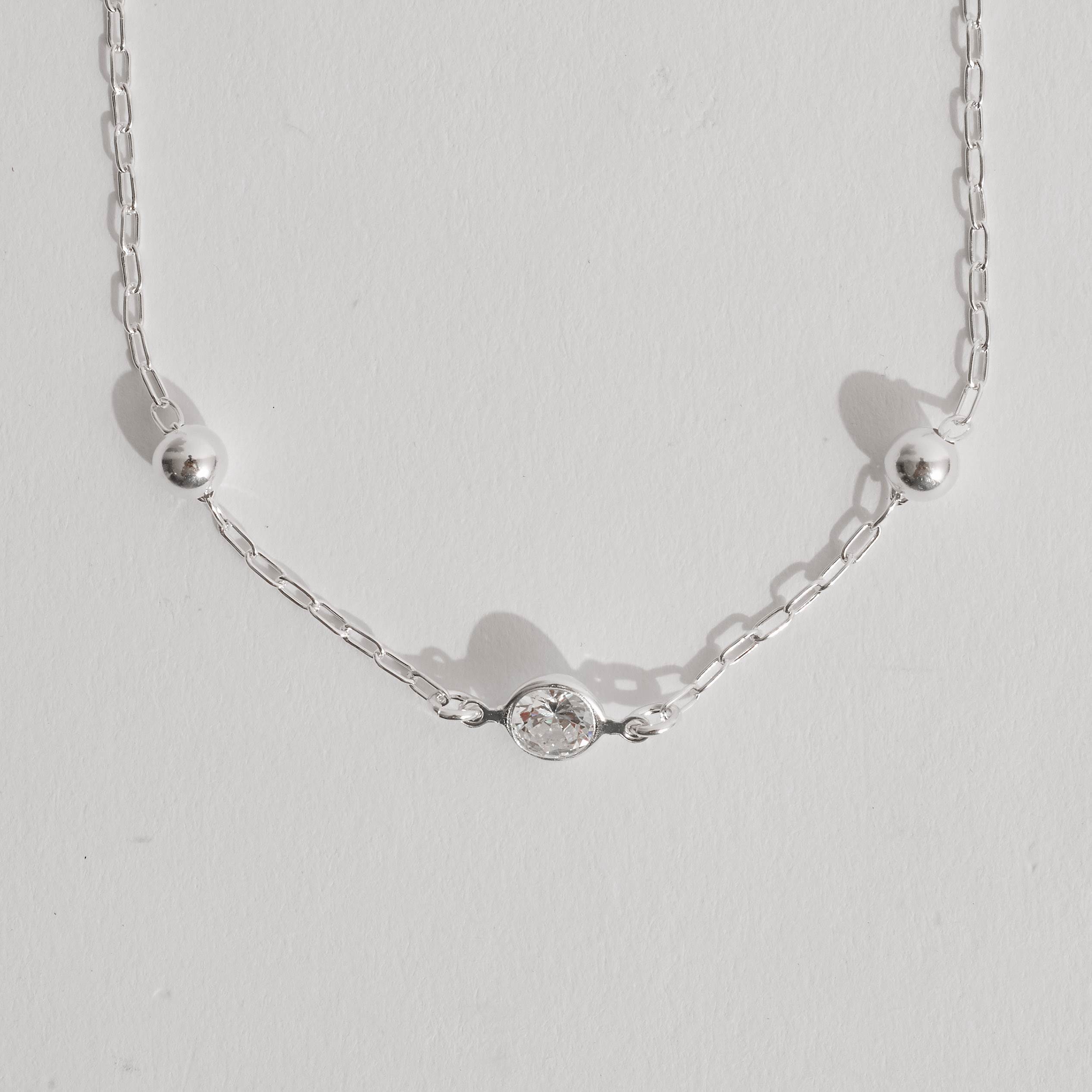 Imagem Pulseira entremeio zircônia 7mm com bolas corrente cartier 19cm