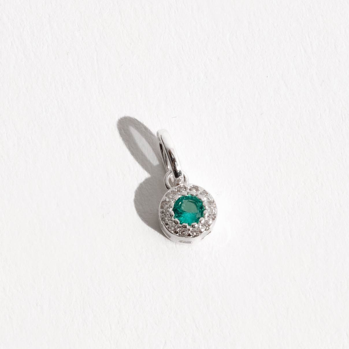 Pingente zircônia turquesa com cravejado 6mm caixa alta 
