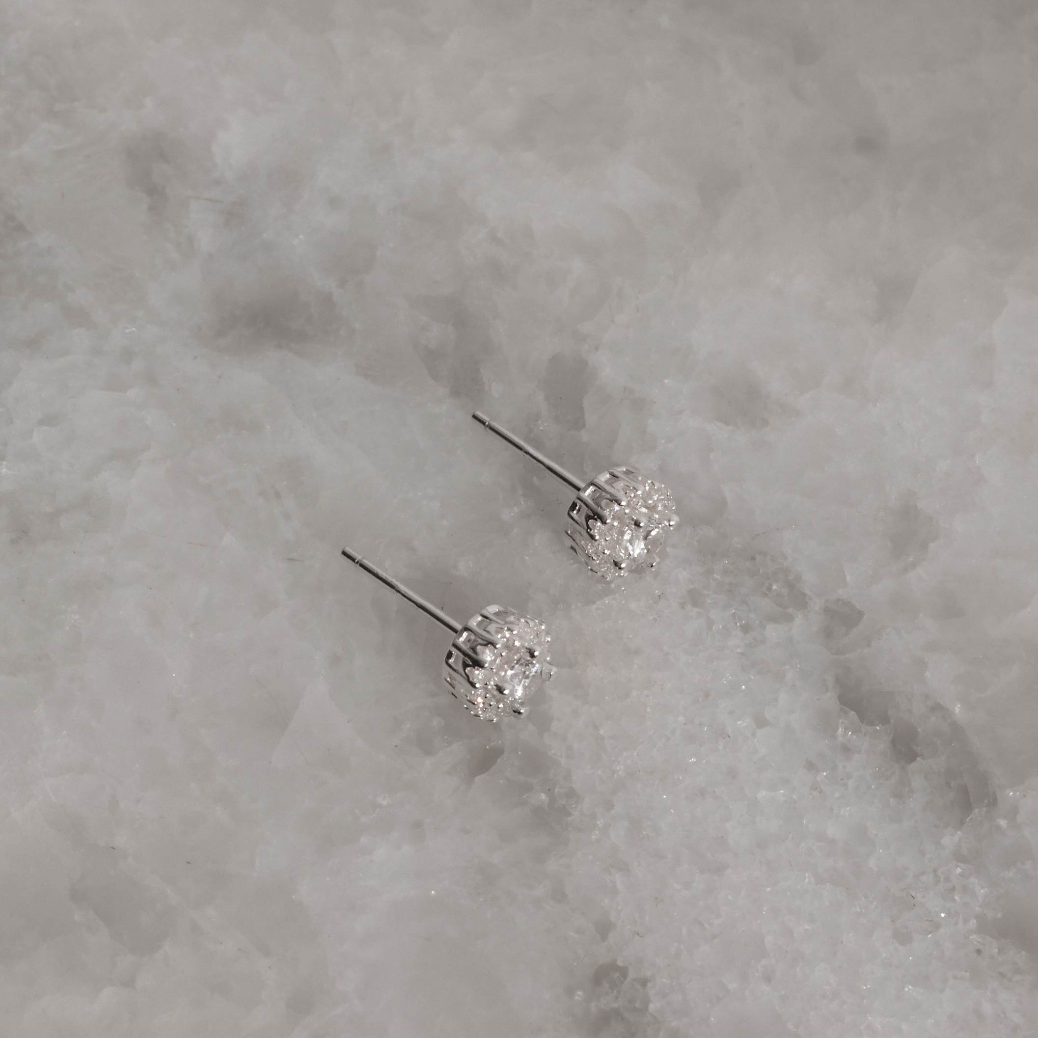 Imagem Secundária Brinco zircônia cristal com cravejado 6mm