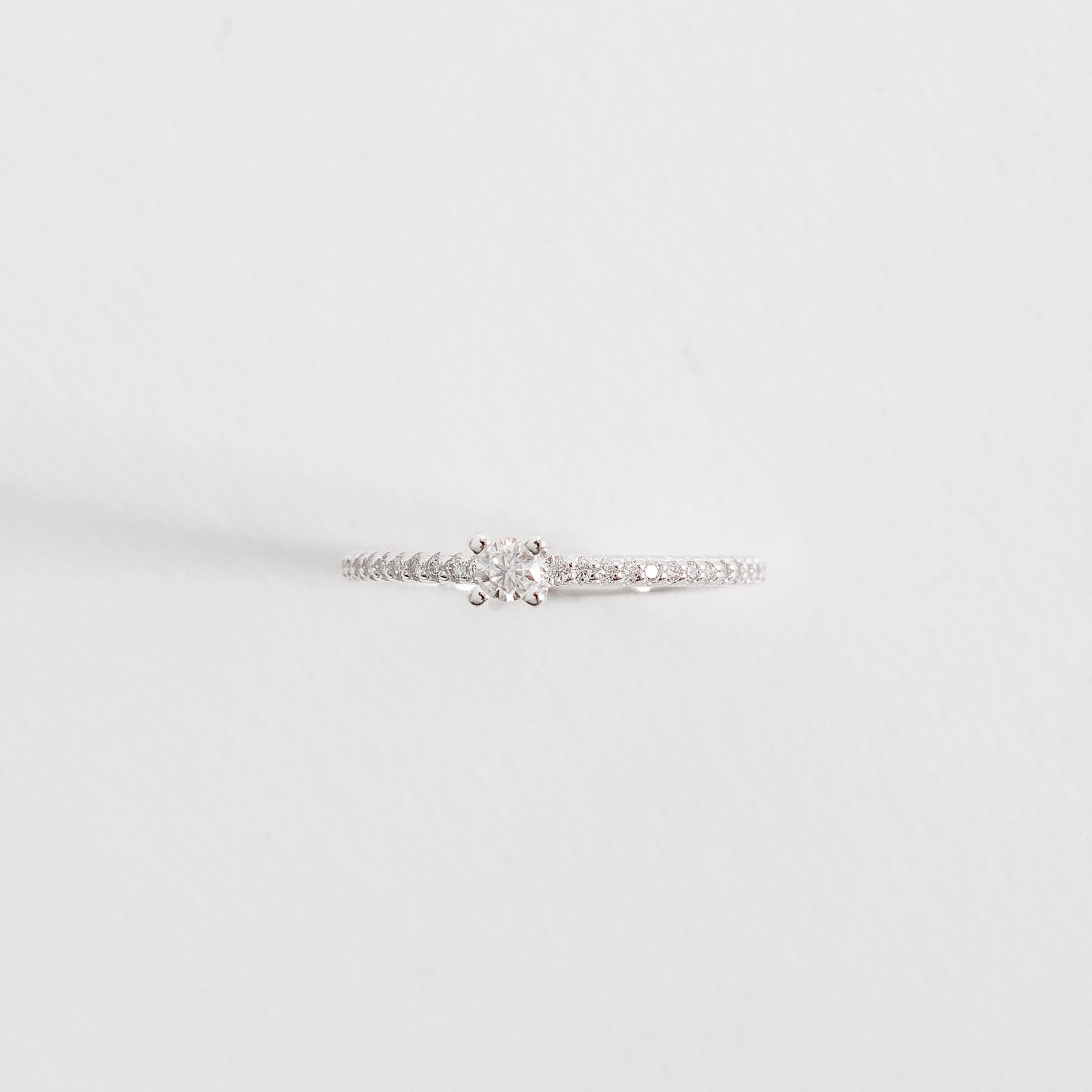 Anel meia aliança com solitário moissanite 3mm 