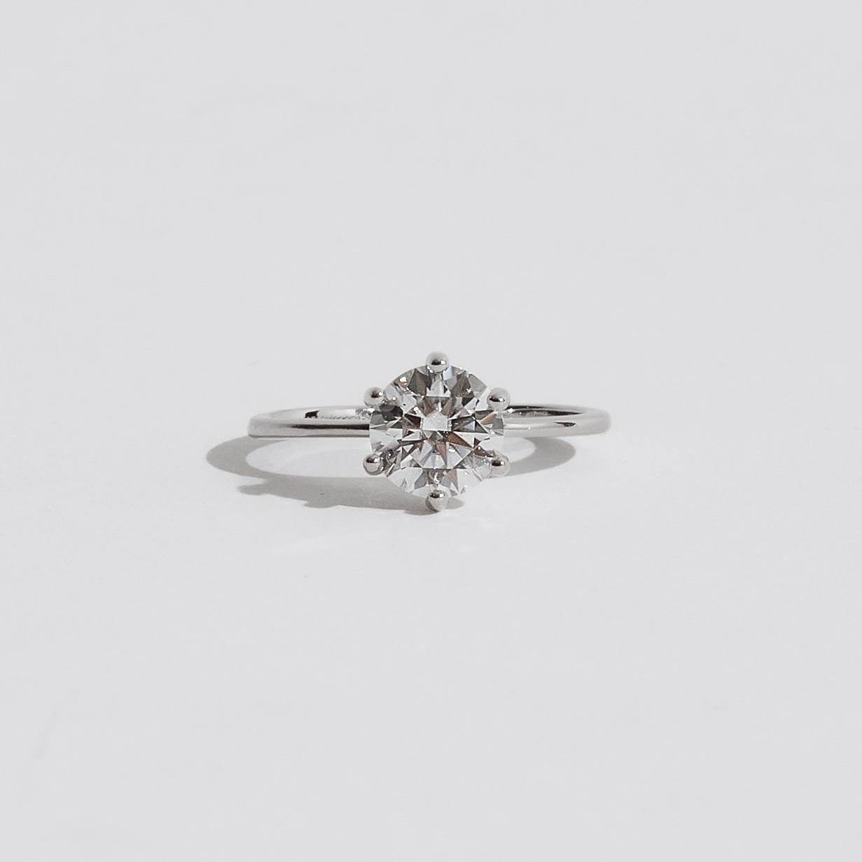 Anel solitário moissanite cristal 7mm ródio