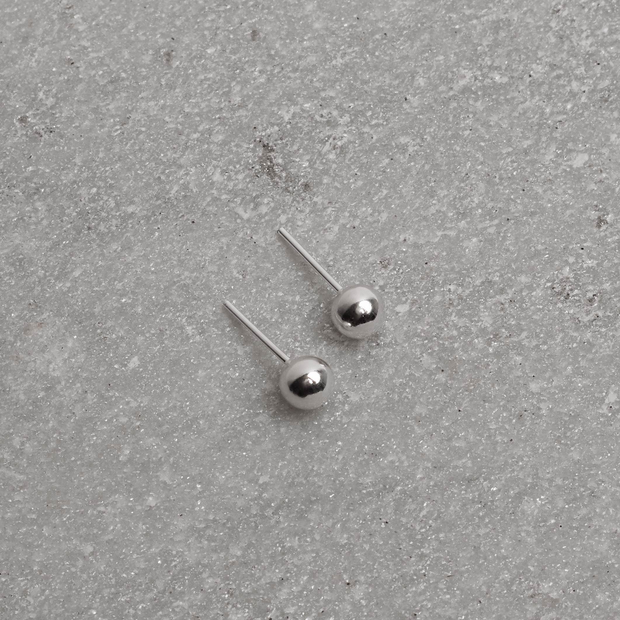 Imagem Secundária Brinco bola 5mm
