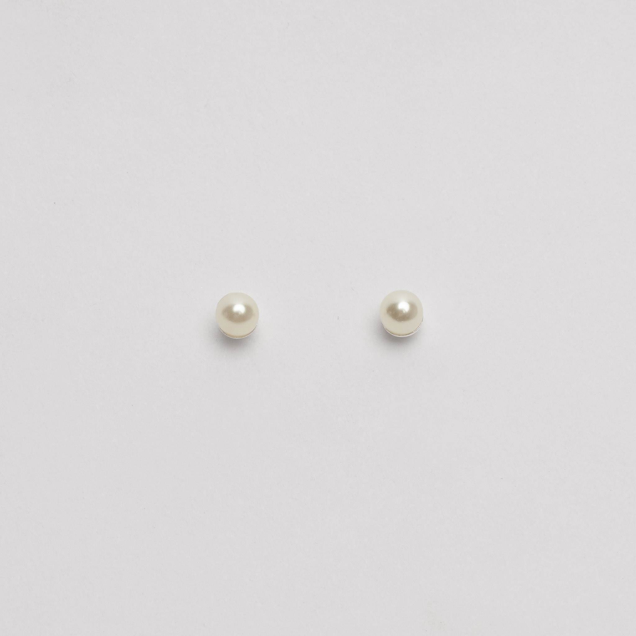 Imagem Brinco pérola 4mm