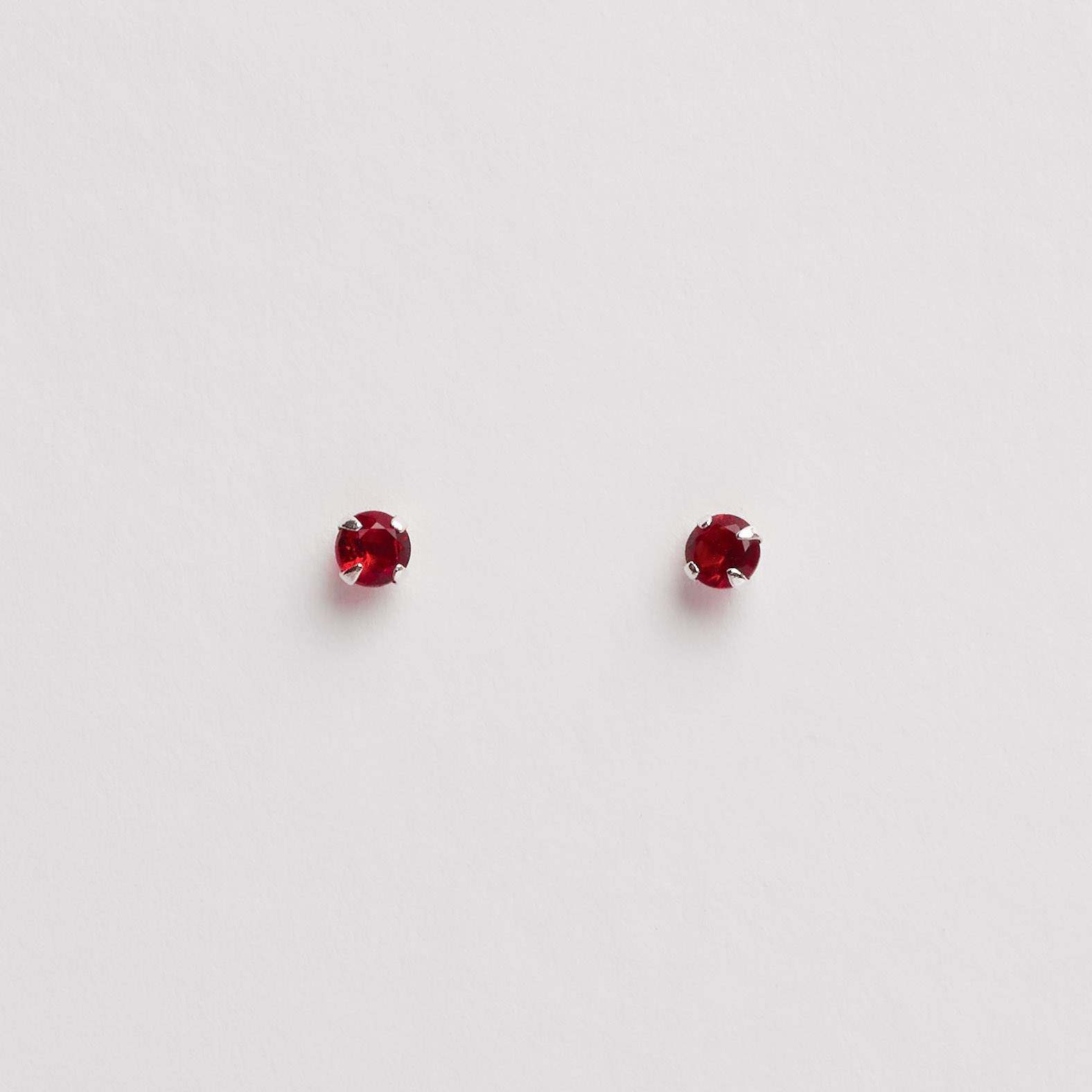 Brinco zircônia redonda rubi 4mm