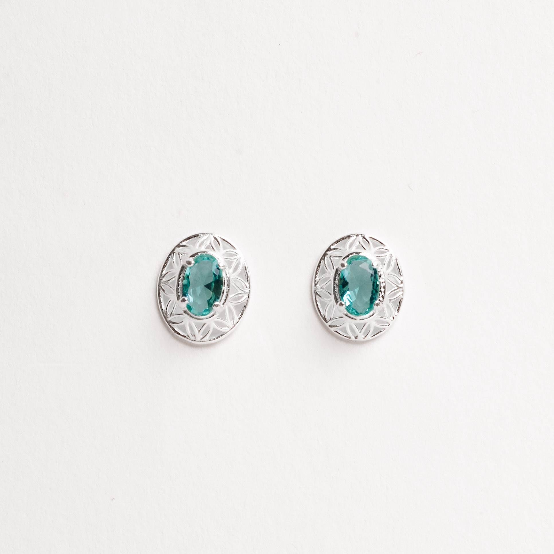 Conjunto brinco e colar medalha trabalhada 11mm com zircônia oval turmalina 45cm