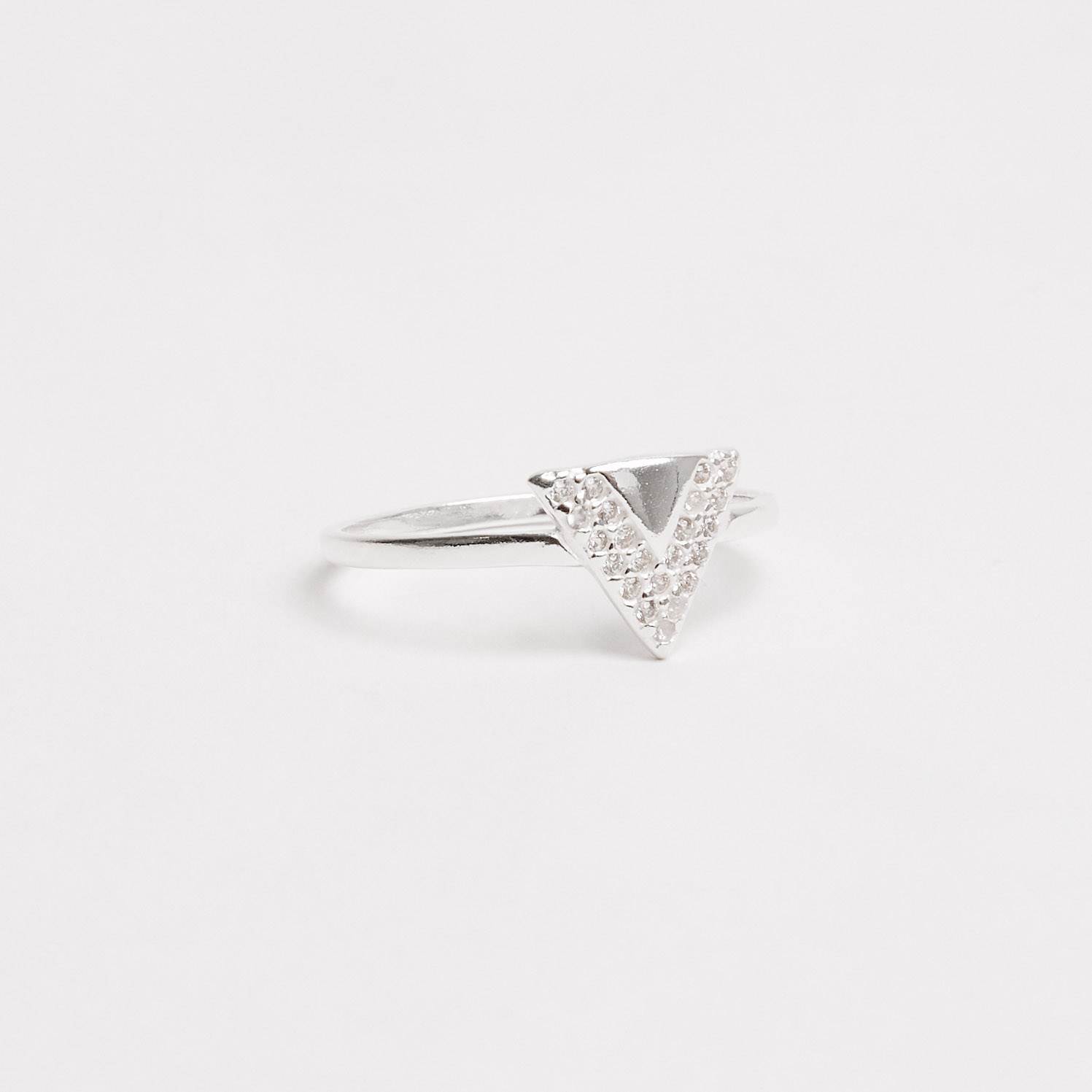 Anel 2 triângulos com cravejado