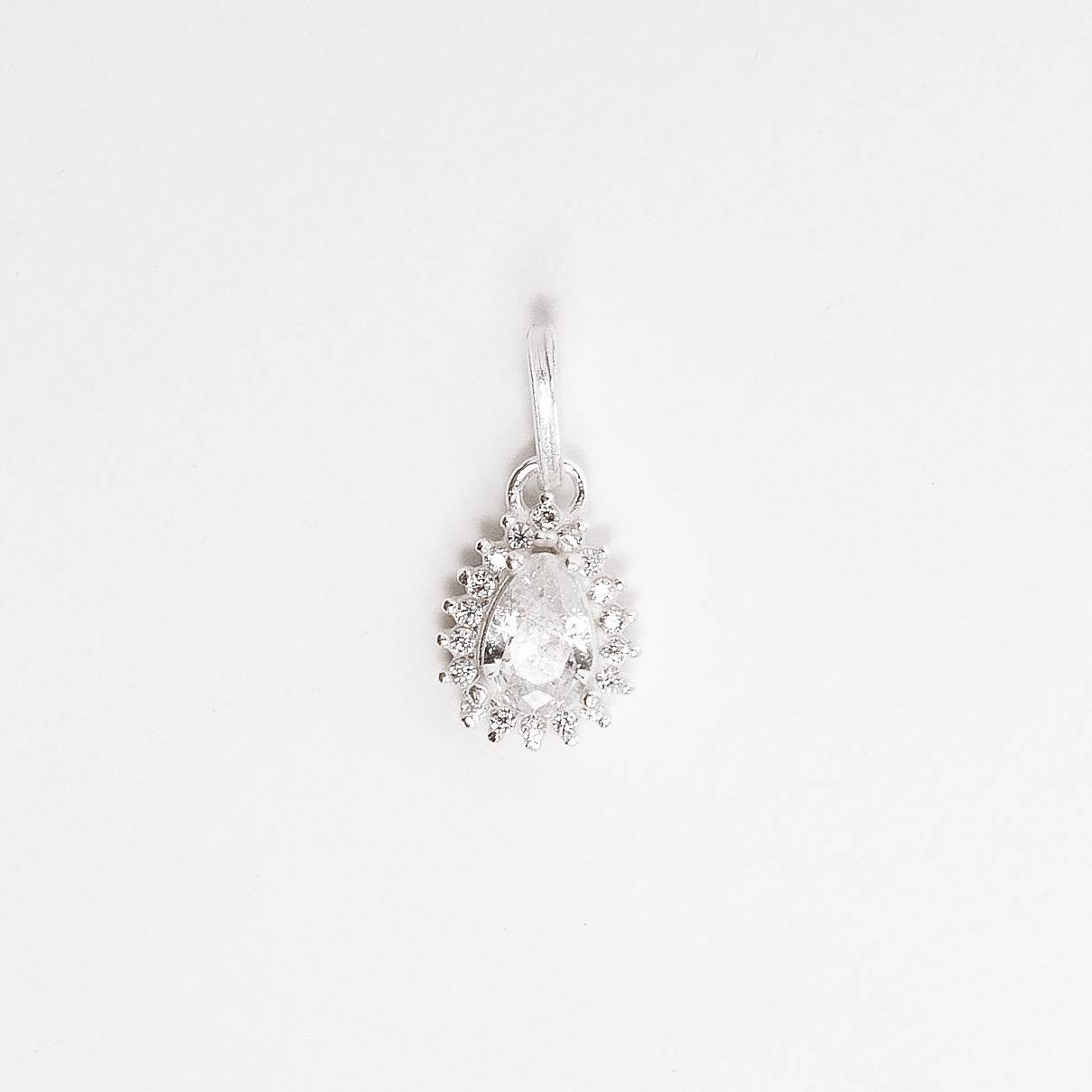 Pingente zircônia gota com cravejado cristal 9mm