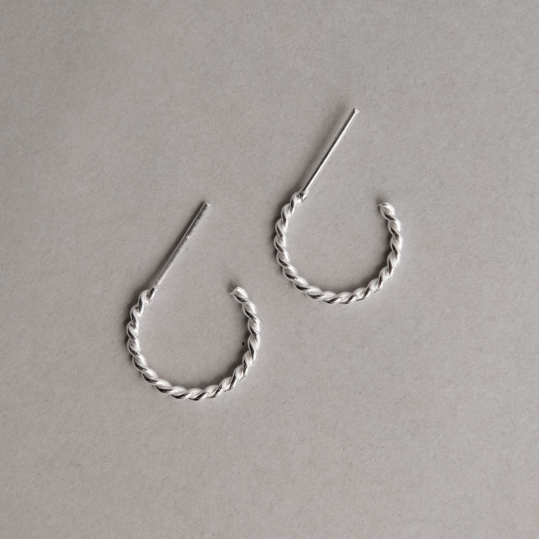 Argola fio torcido 14mm tarraxa