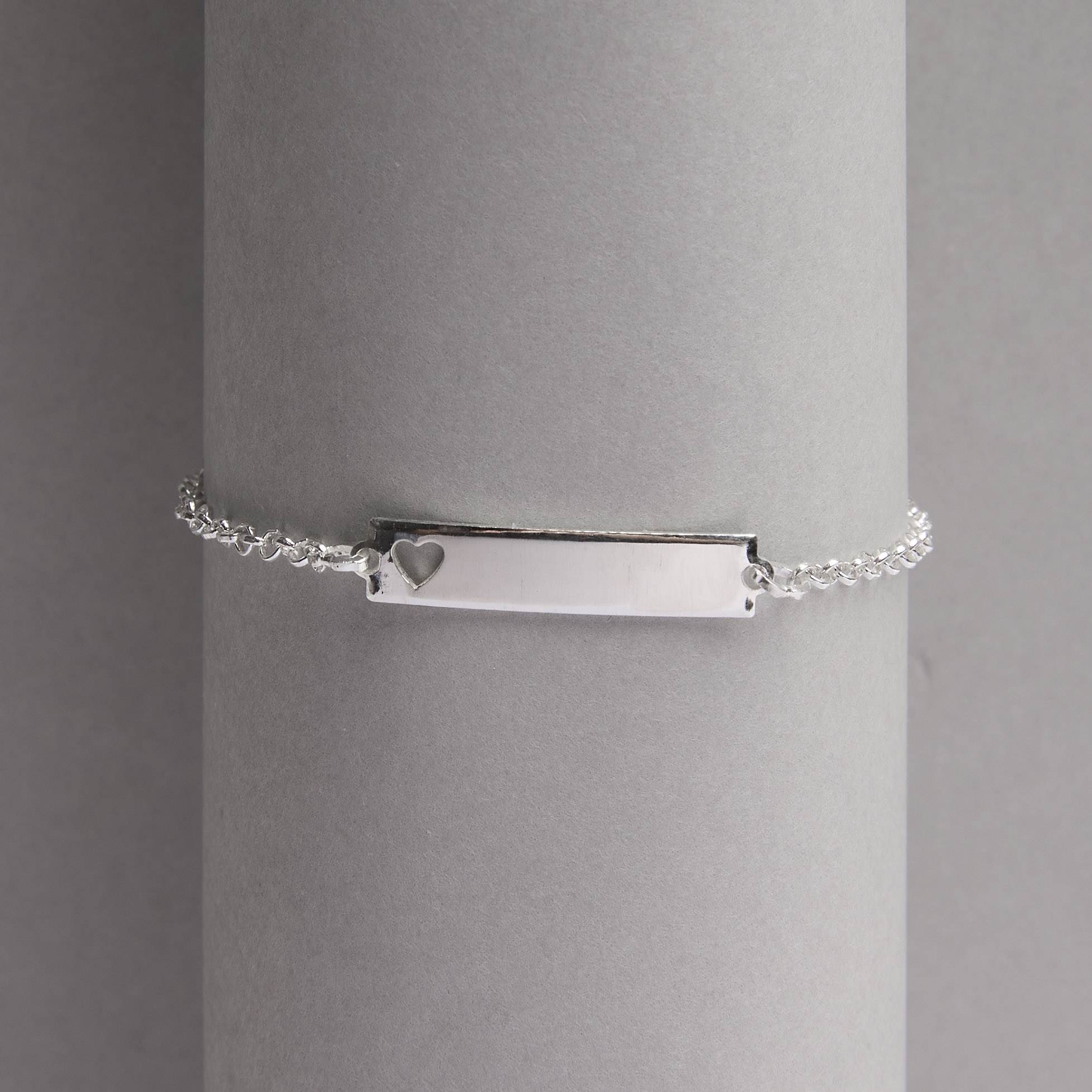 Pulseira infantil entremeio placa com coração vazado 22mm corrente elo português 14cm