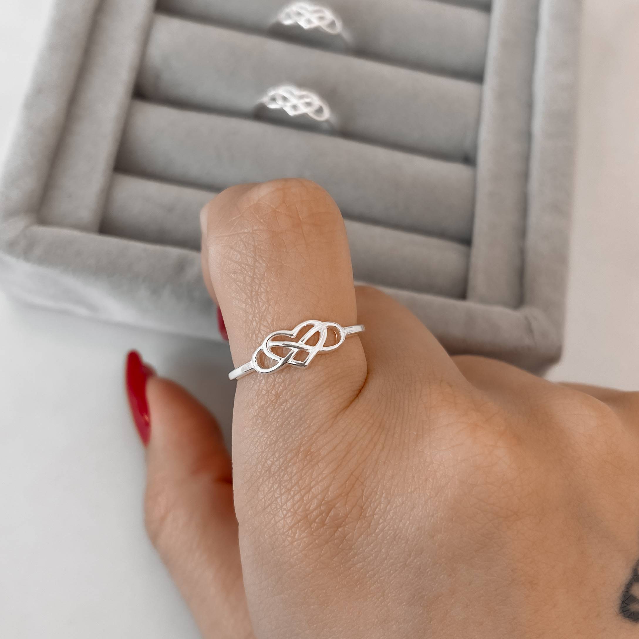 Imagem Anel coração e infinito vazados