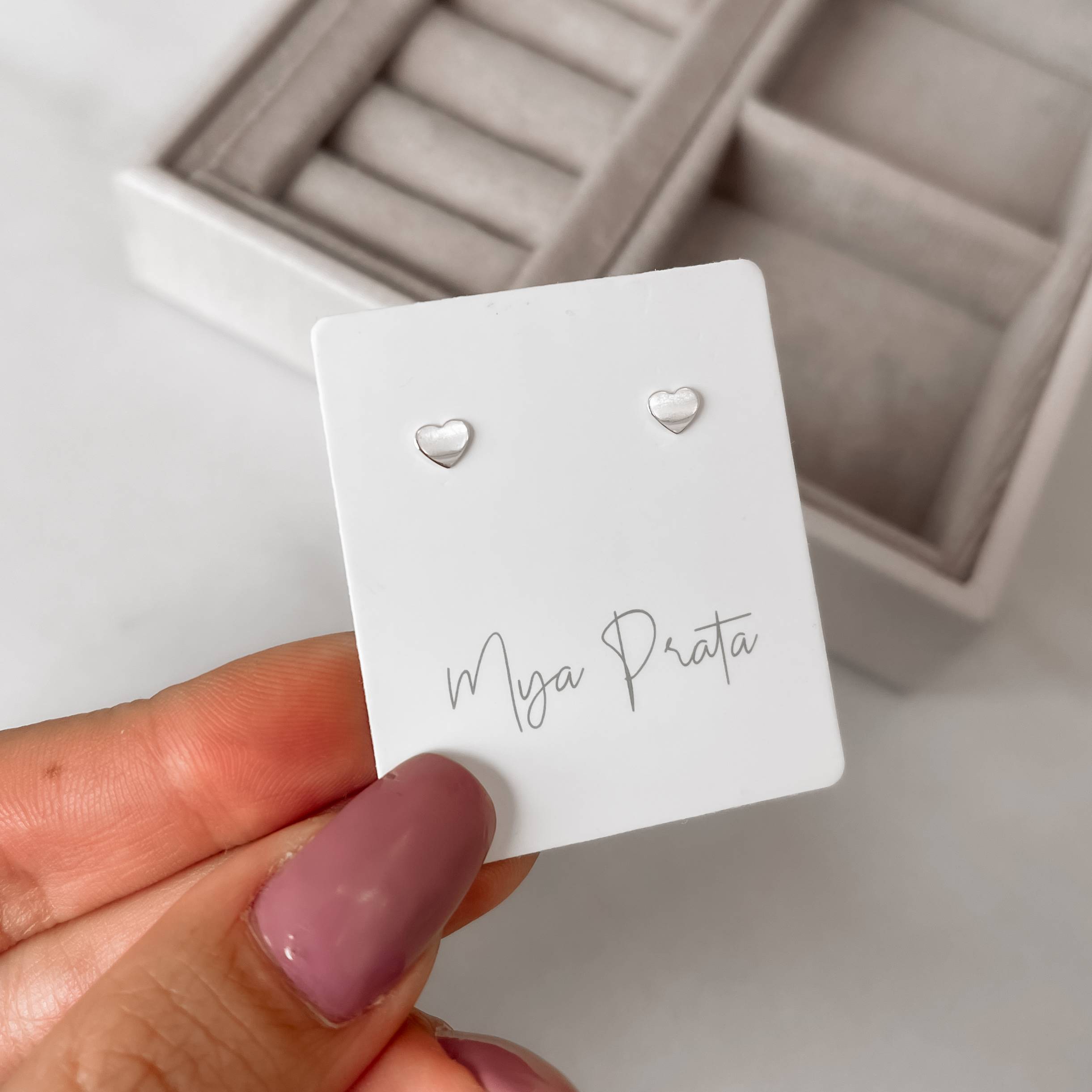 Imagem Secundária Brinco coração liso 5mm