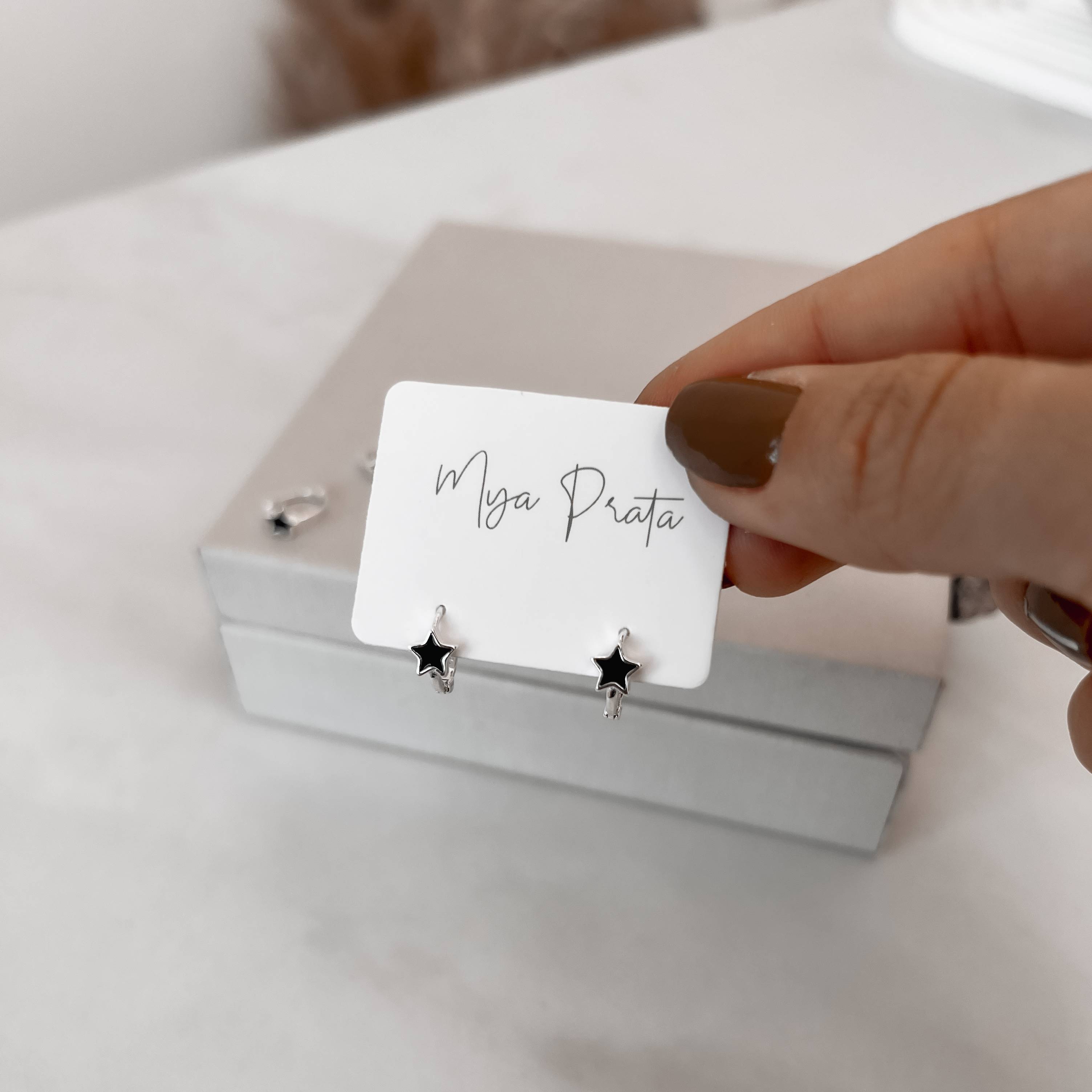 Imagem Secundária Argola click 11mm detalhe estrela resina