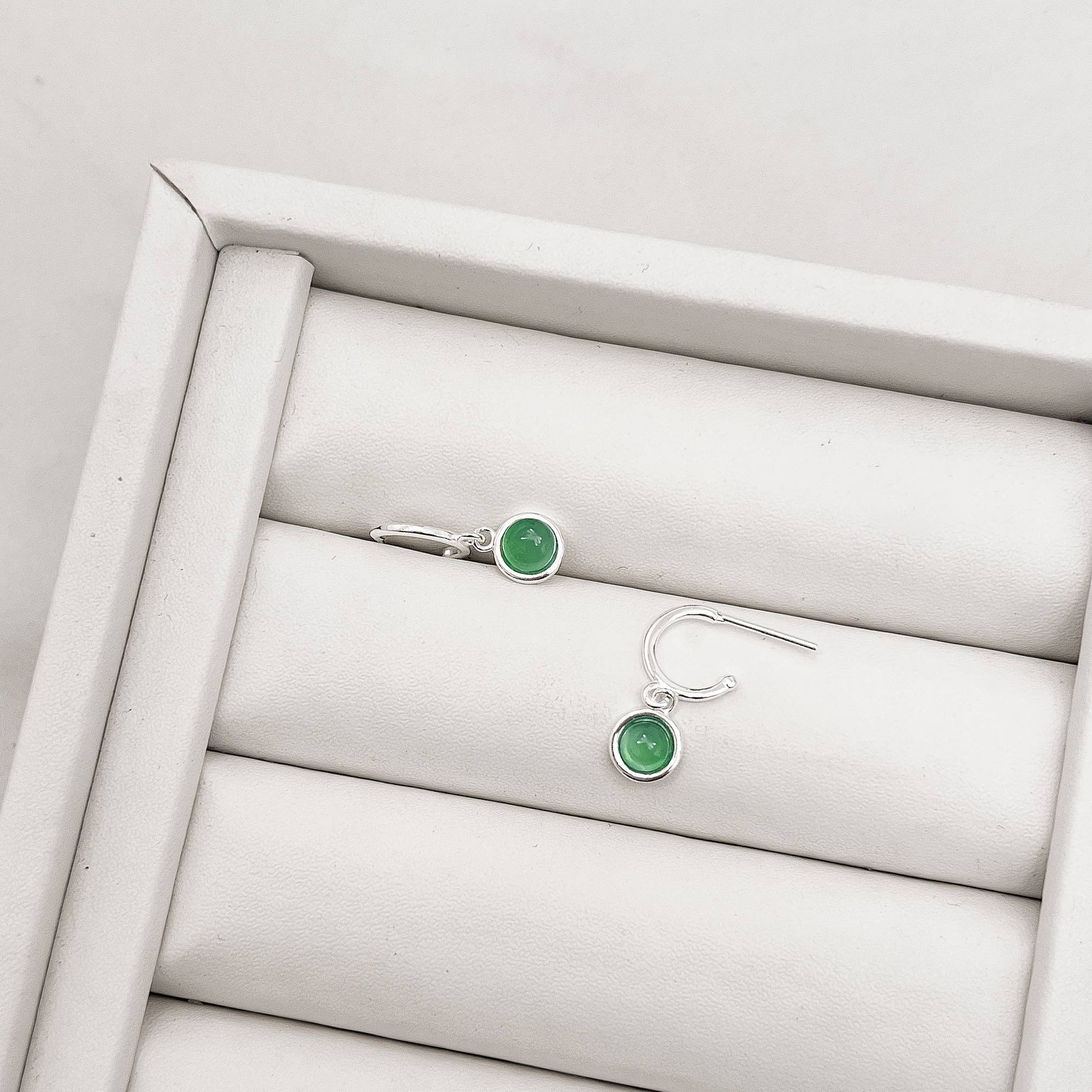 Imagem Argola 10mm pingente ágata verde tarraxa