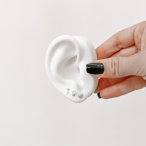 Trio chave, cadeado coração e coração cravejado