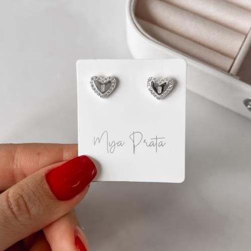 Brinco cadeado coração borda cravejada 10mm