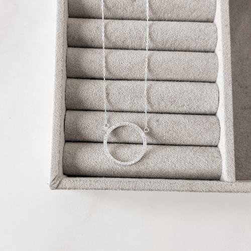 Colar entremeio círculo vazado cravejado 20mm 40+5cm