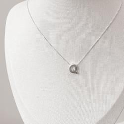 Colar letra Q 9mm 45cm