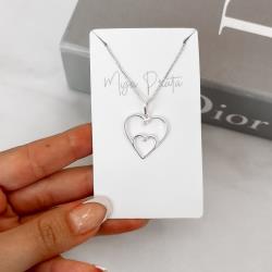 Colar pingente dois corações vazados com zircônia 21mm 45cm