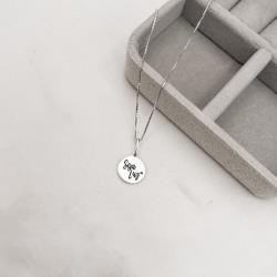 Colar pingente medalha seja luz resina 12mm 45cm